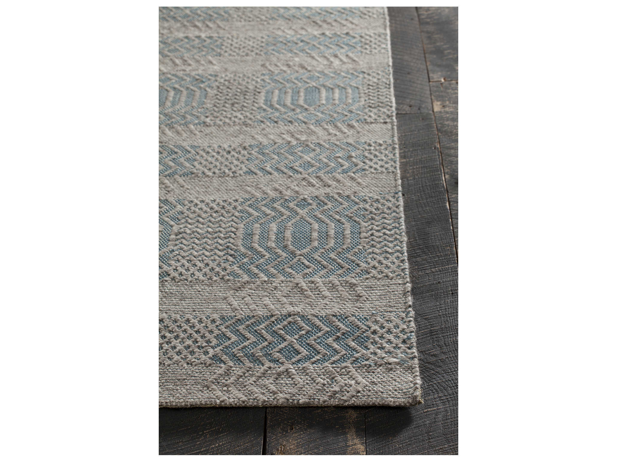 Chandra Salona Geometric Area Rug