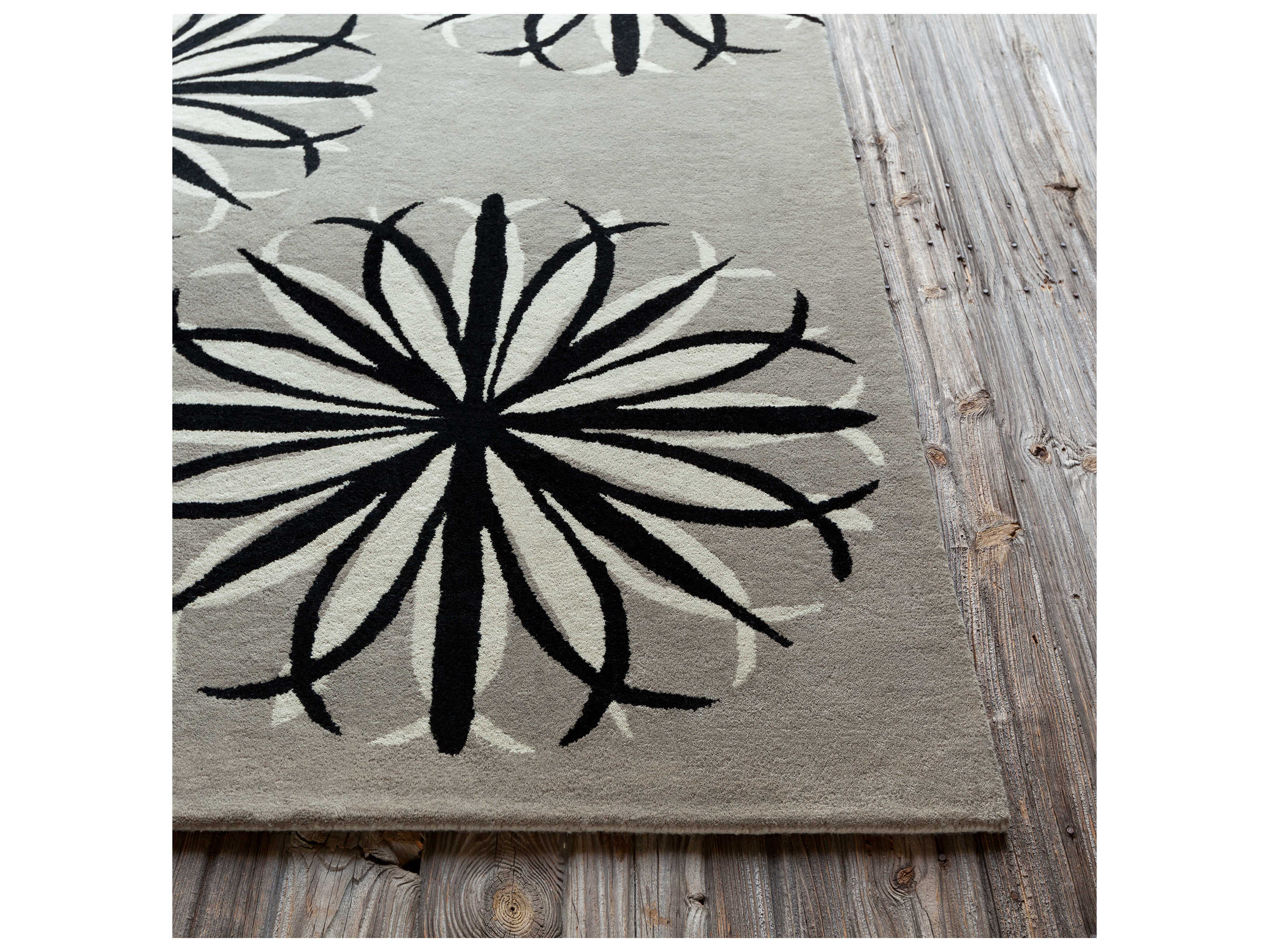 Chandra Stella Floral Area Rug