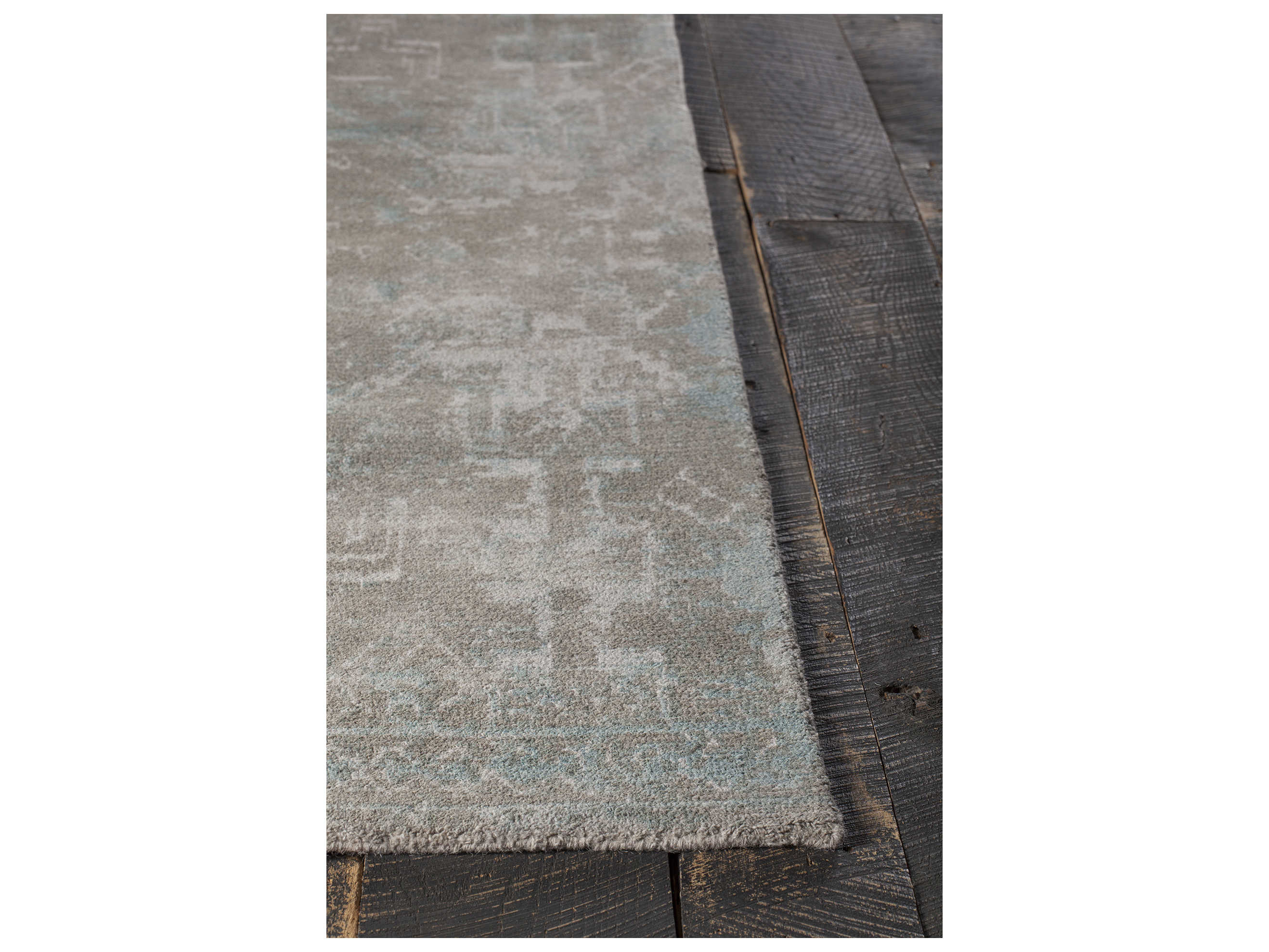 Chandra Tayla Geometric Area Rug