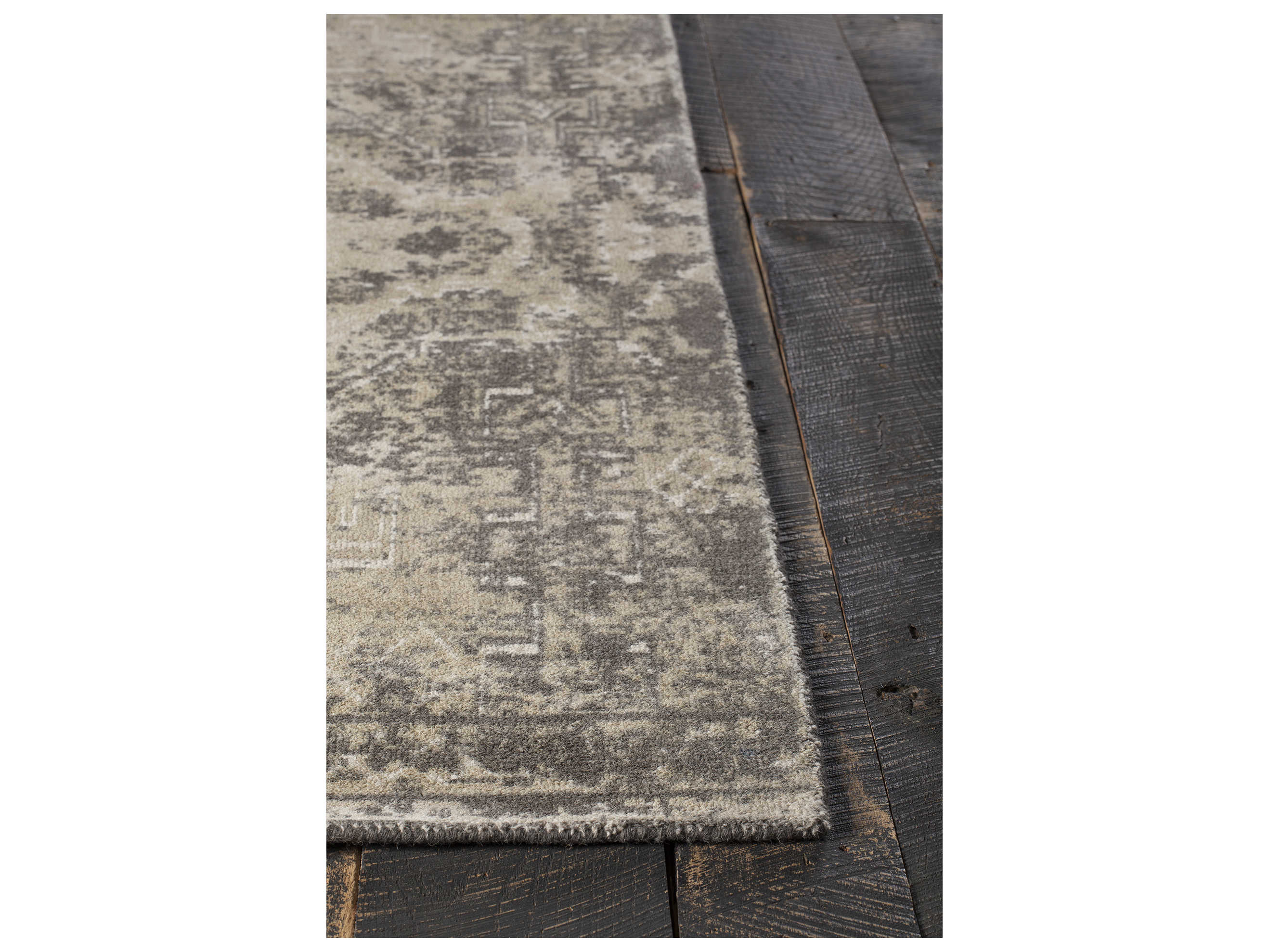 Chandra Tayla Geometric Area Rug