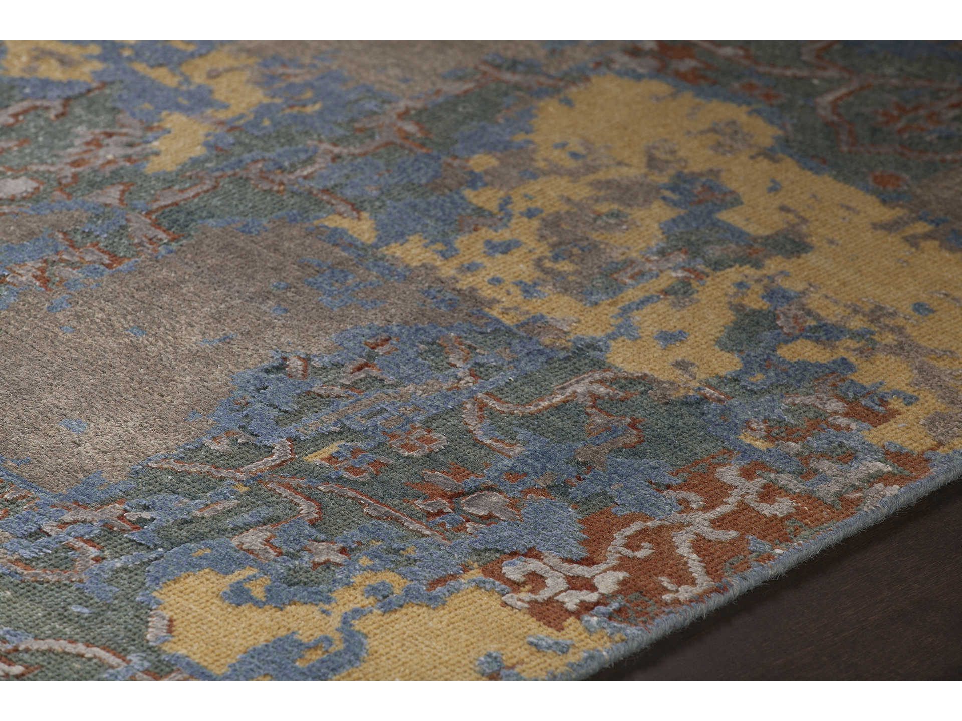 Chandra Vingel Bordered Area Rug