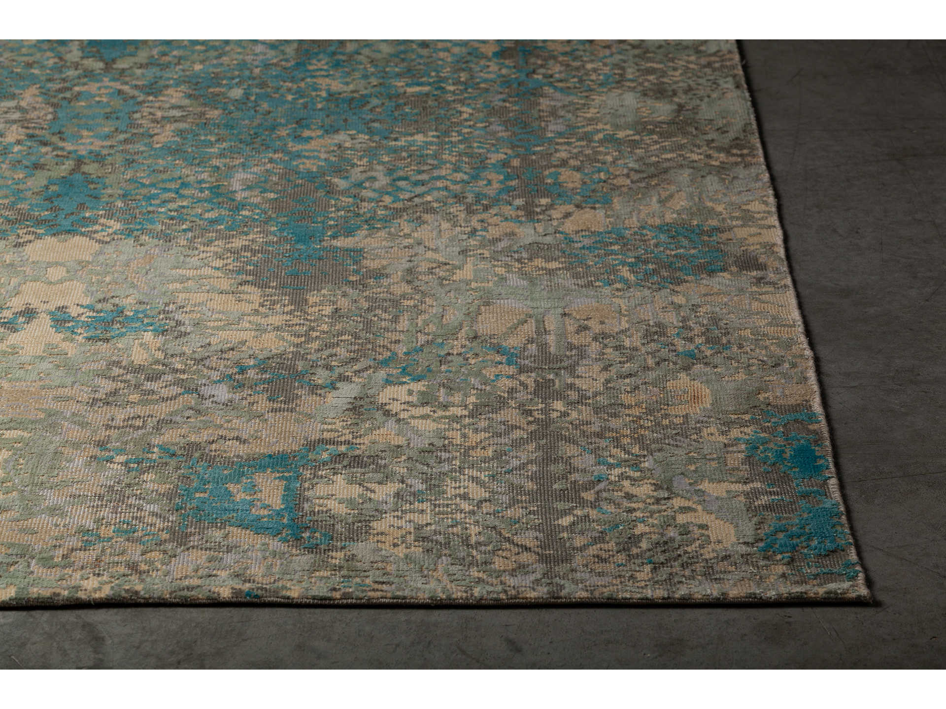 Chandra Vingel Floral Area Rug