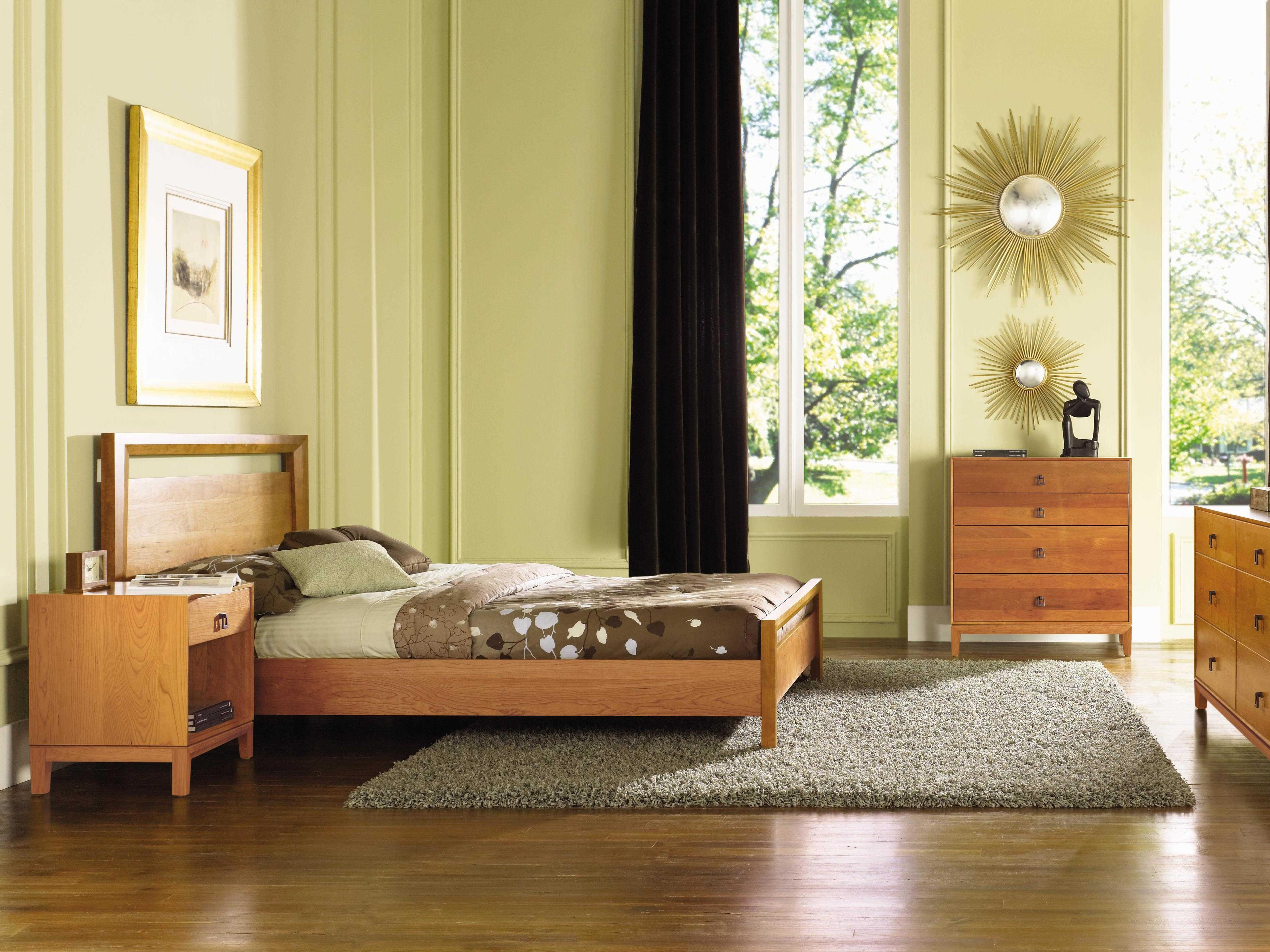 Copeland Mansfield Panel Queen Bed