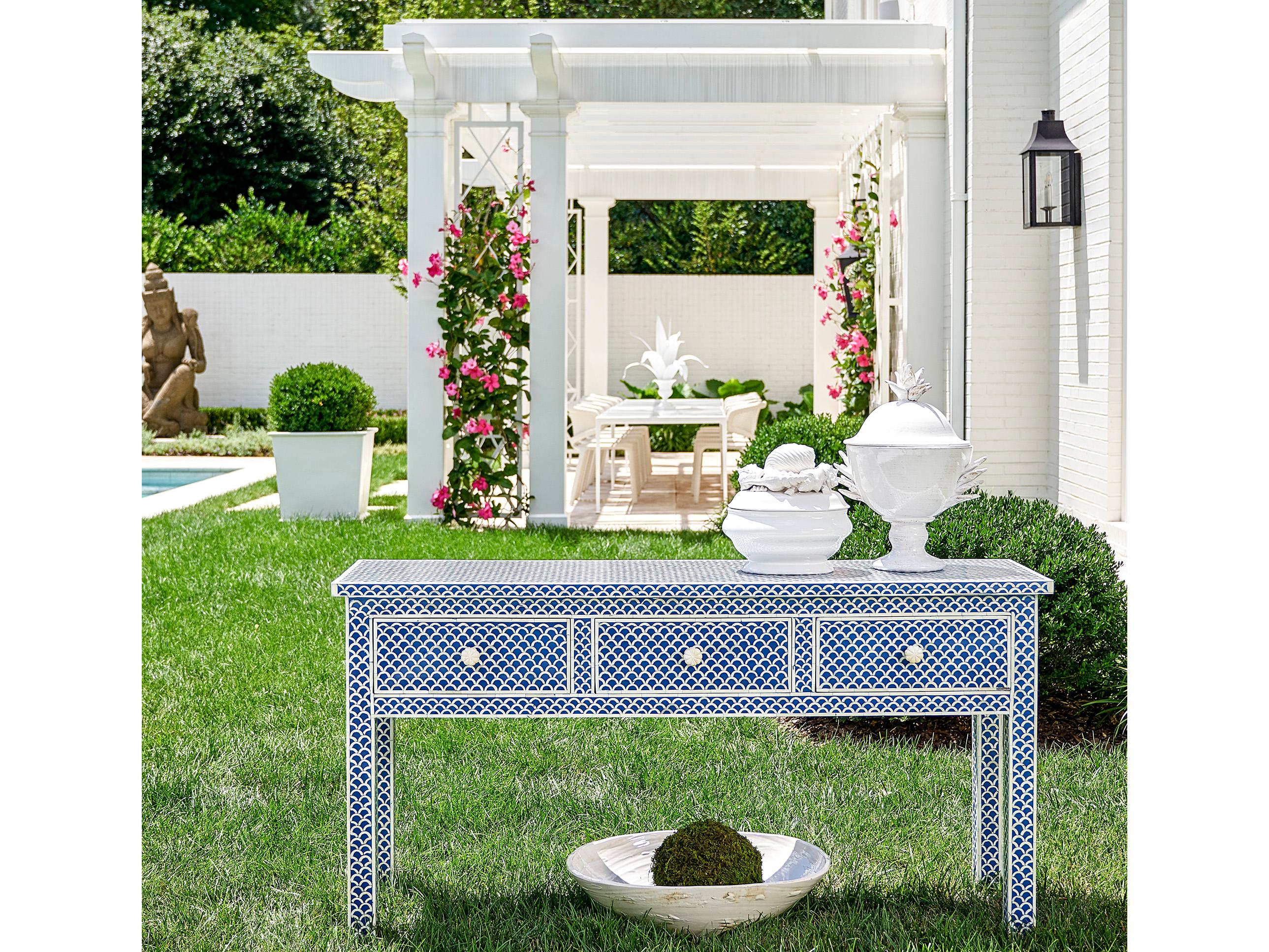 Chelsea House Shell Ceramic Tureen