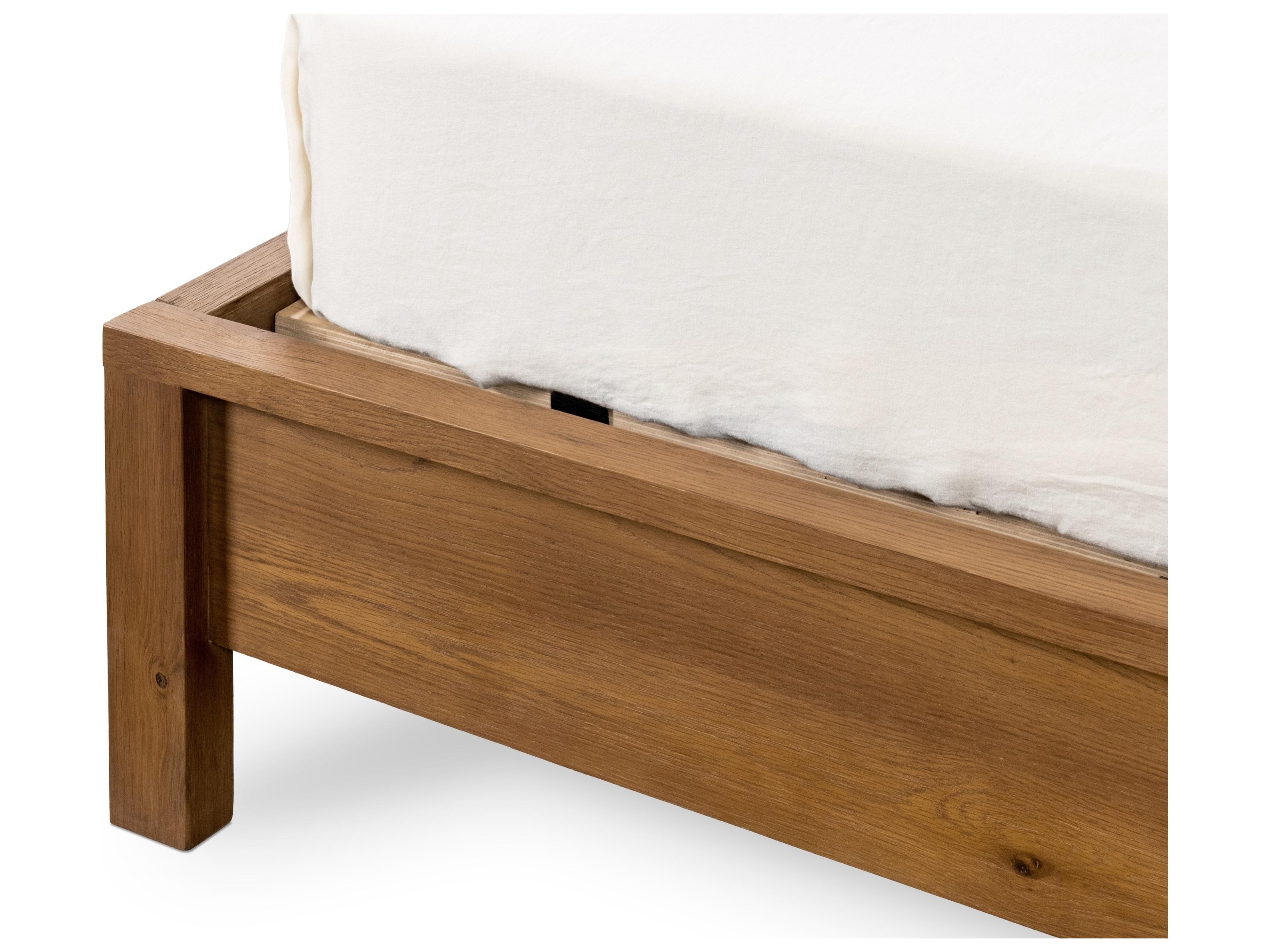 Classic Home Santa Clara Oak Golden Brown Wood King Platform Bed