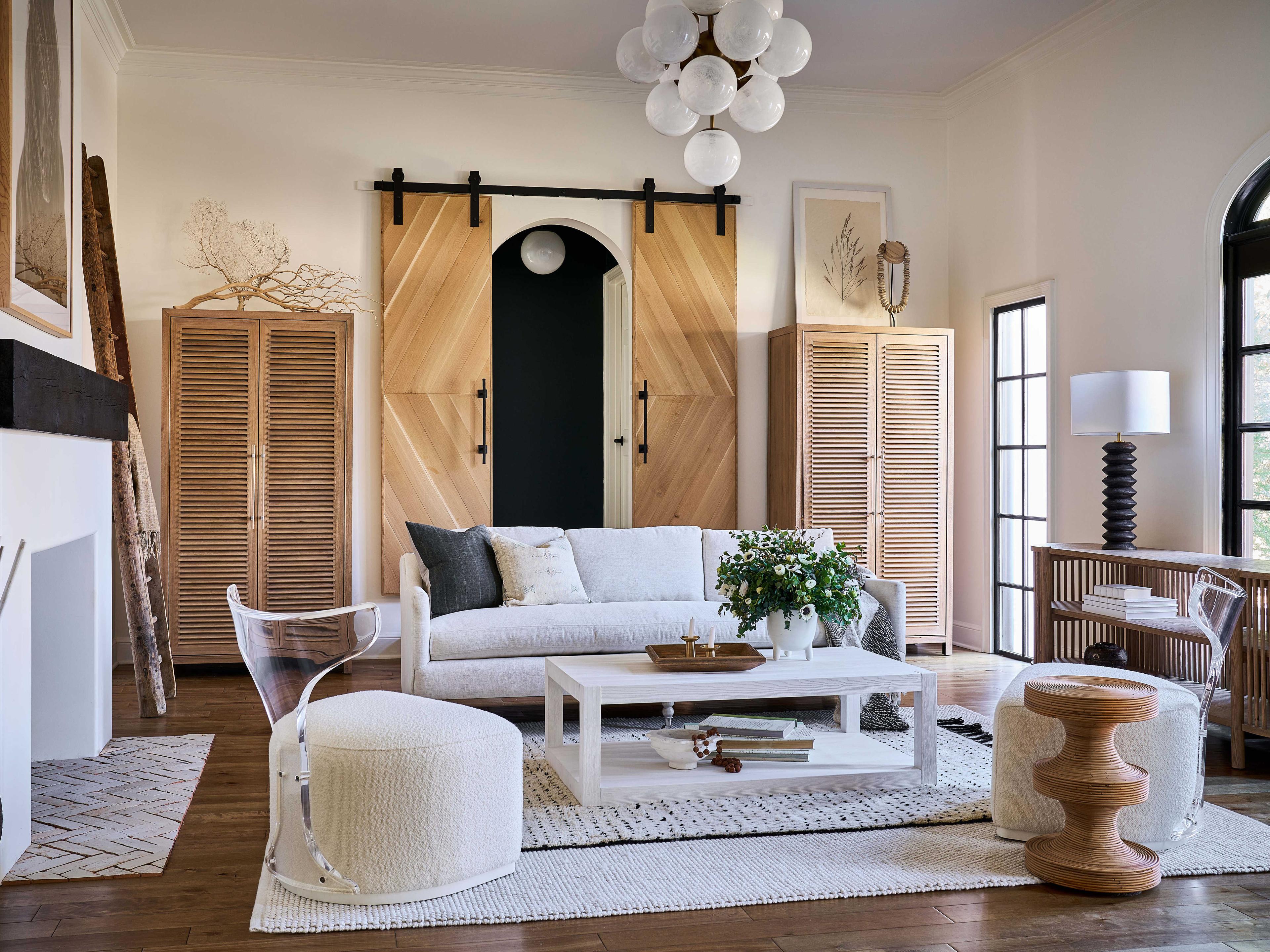 Coastal Living Home Weekender Swivel White Fabric Accent Chair