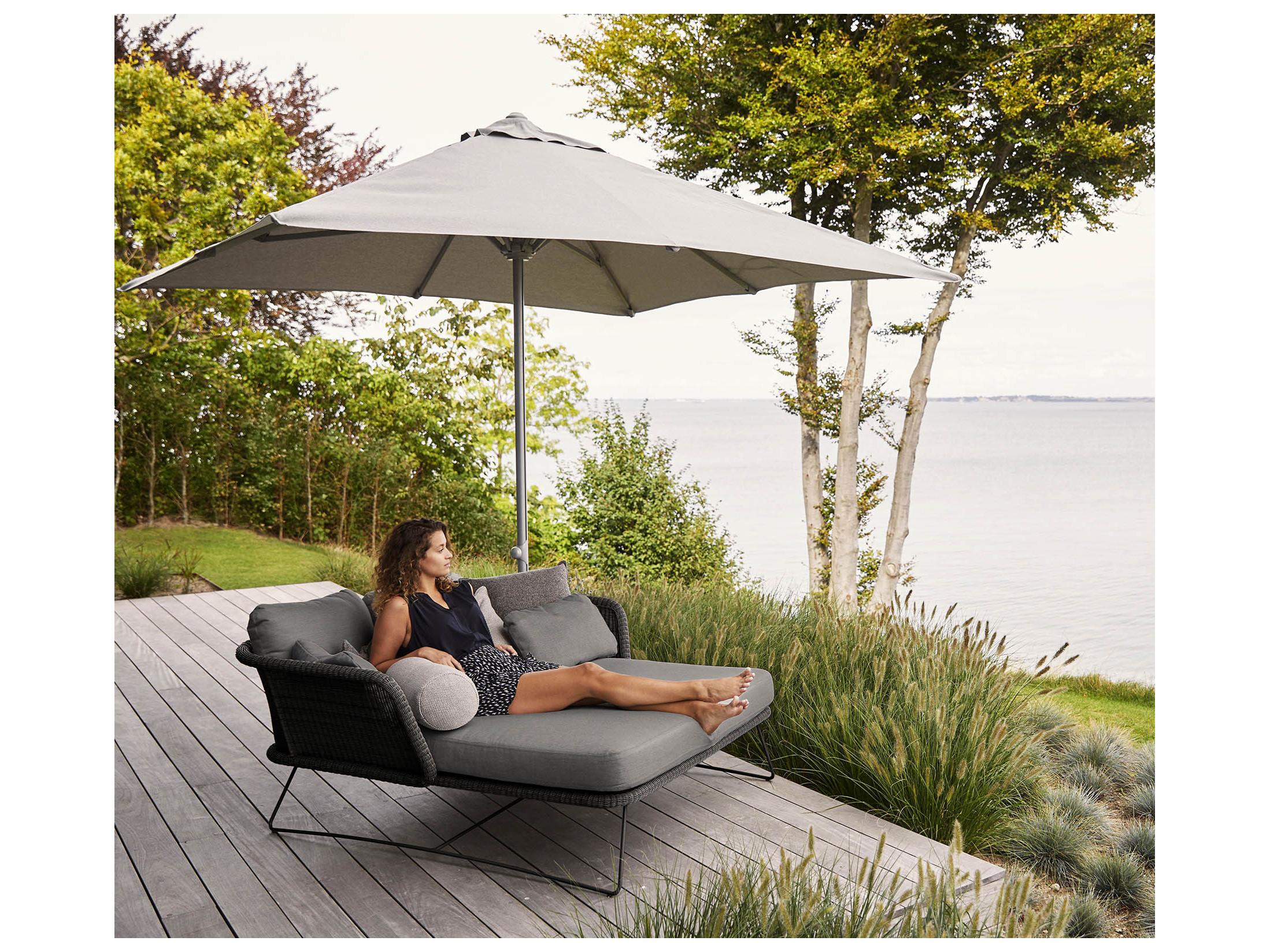 Cane Line Outdoor Horizon Black Wicker Steel Daybed in Grey