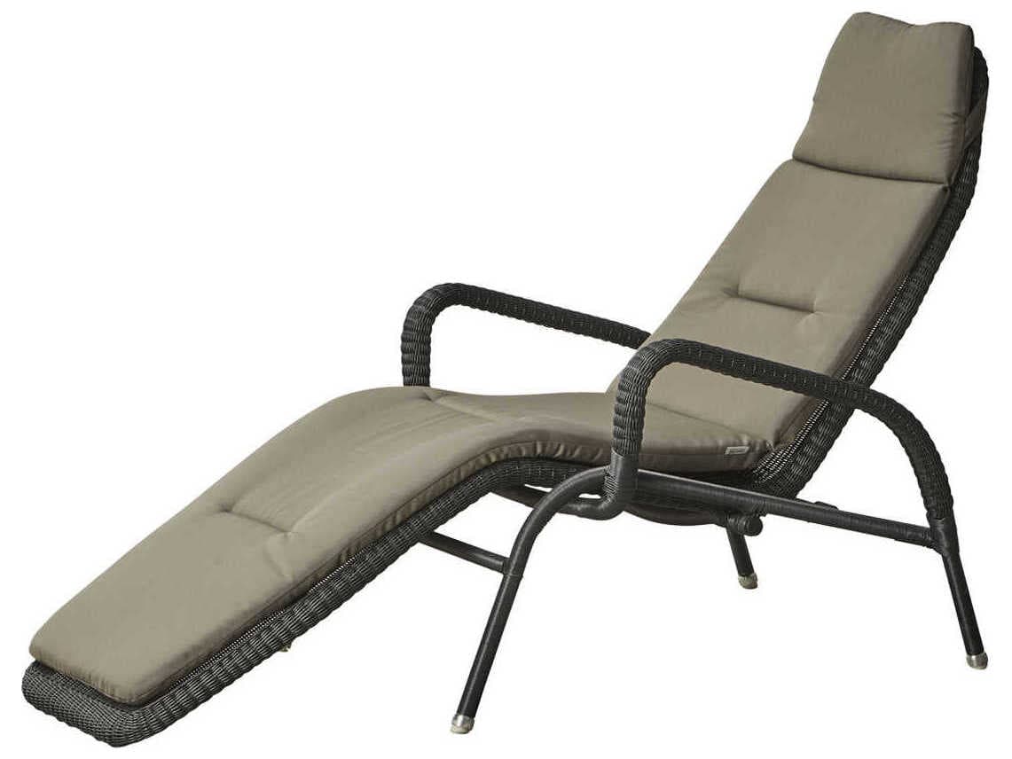 Cane Line Outdoor Sunrise Graphite Wicker Aluminum Stackable Chaise Lounge