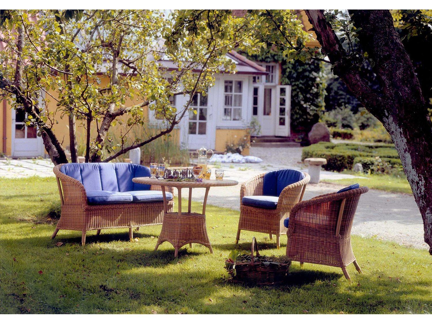 Cane Line Outdoor Derby Wicker Dining Set