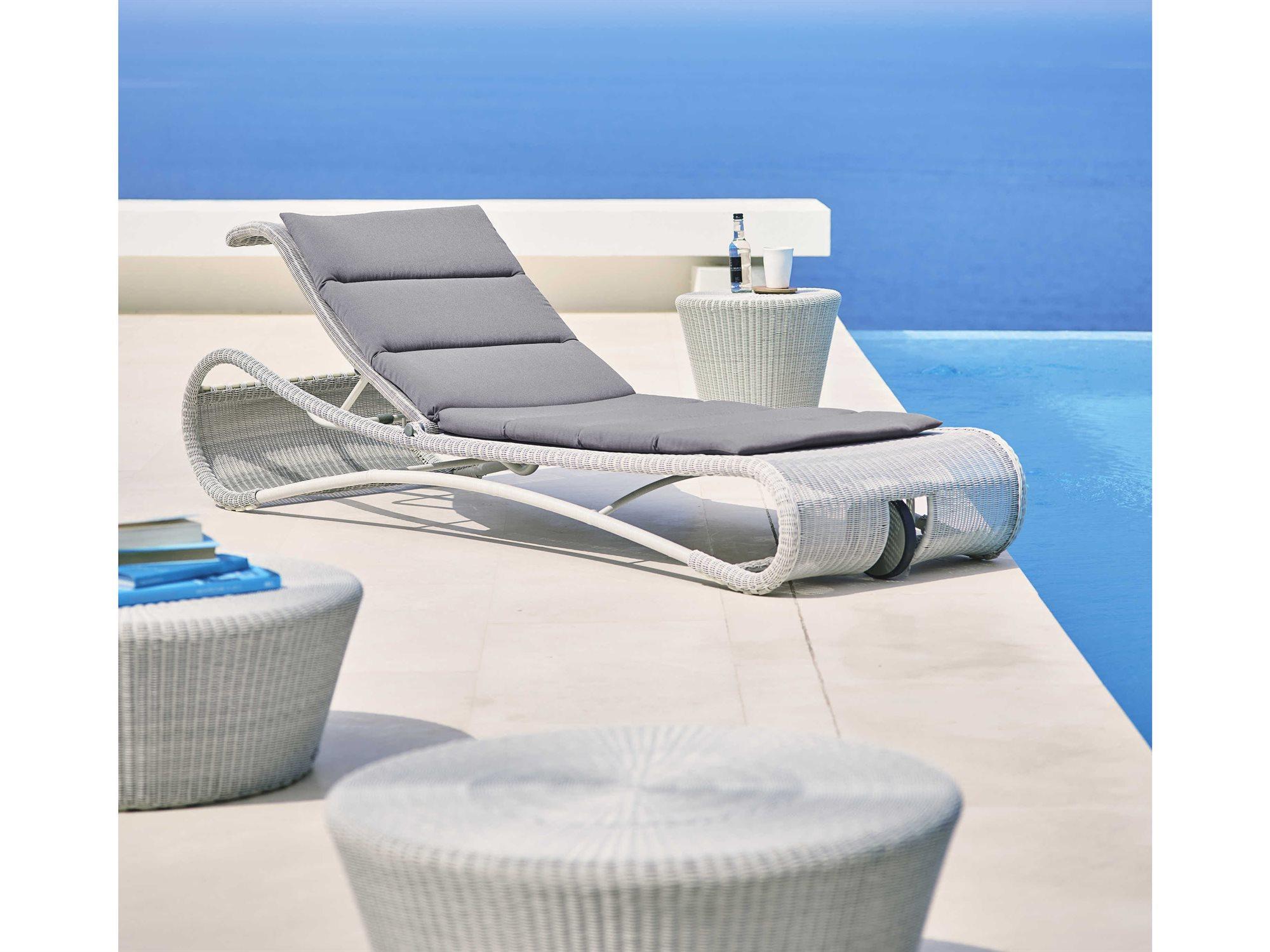 Cane Line Outdoor Escape Aluminum Wicker Lounge Set