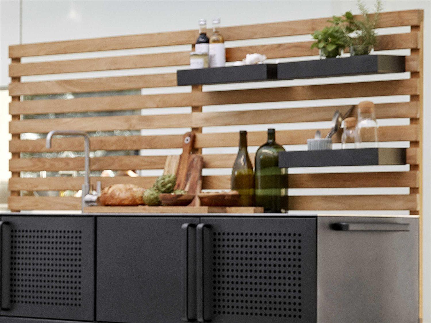 Cane Line Outdoor Drop Teak Wall