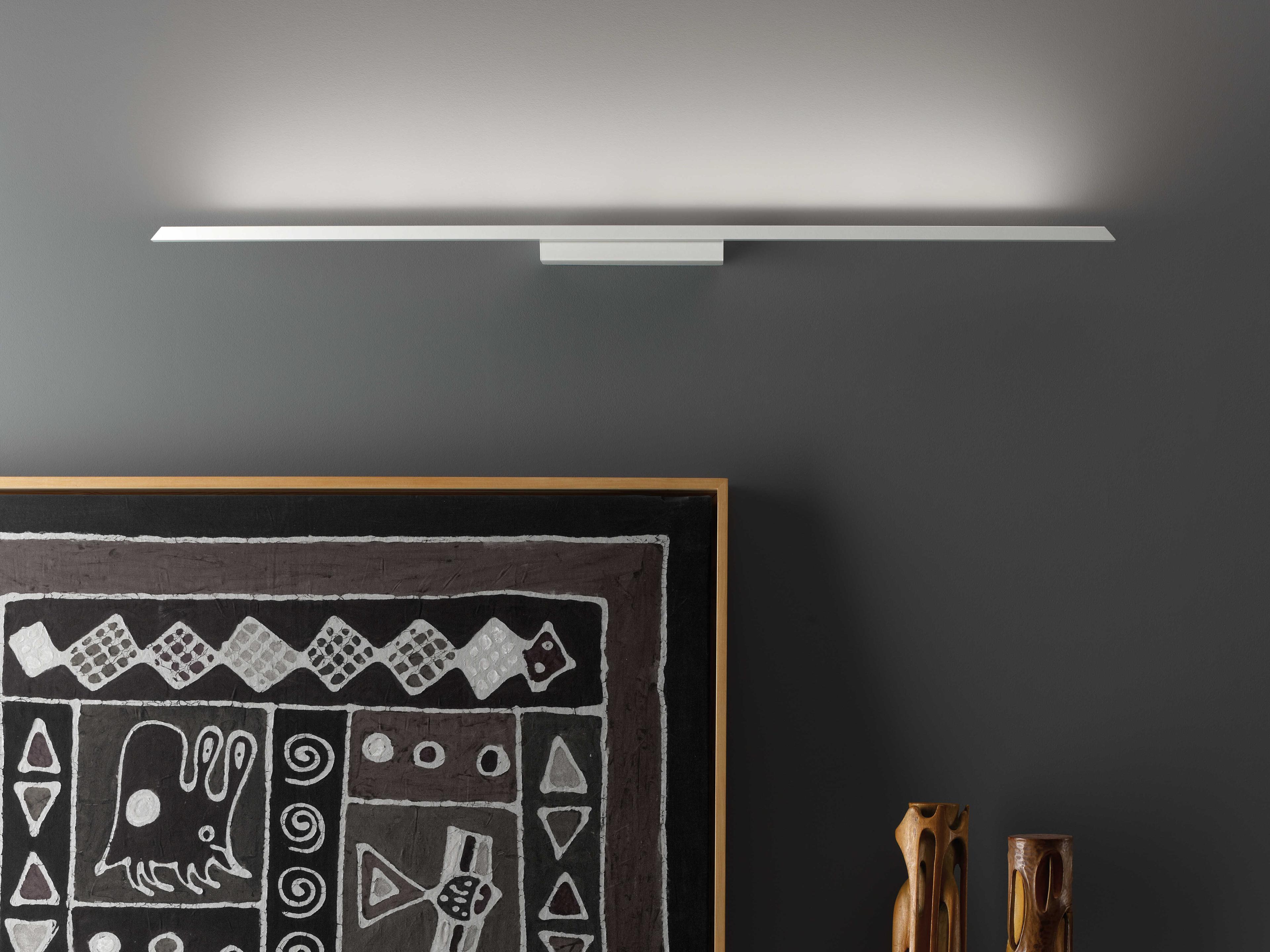 Carpyen Lineal White Picture Light