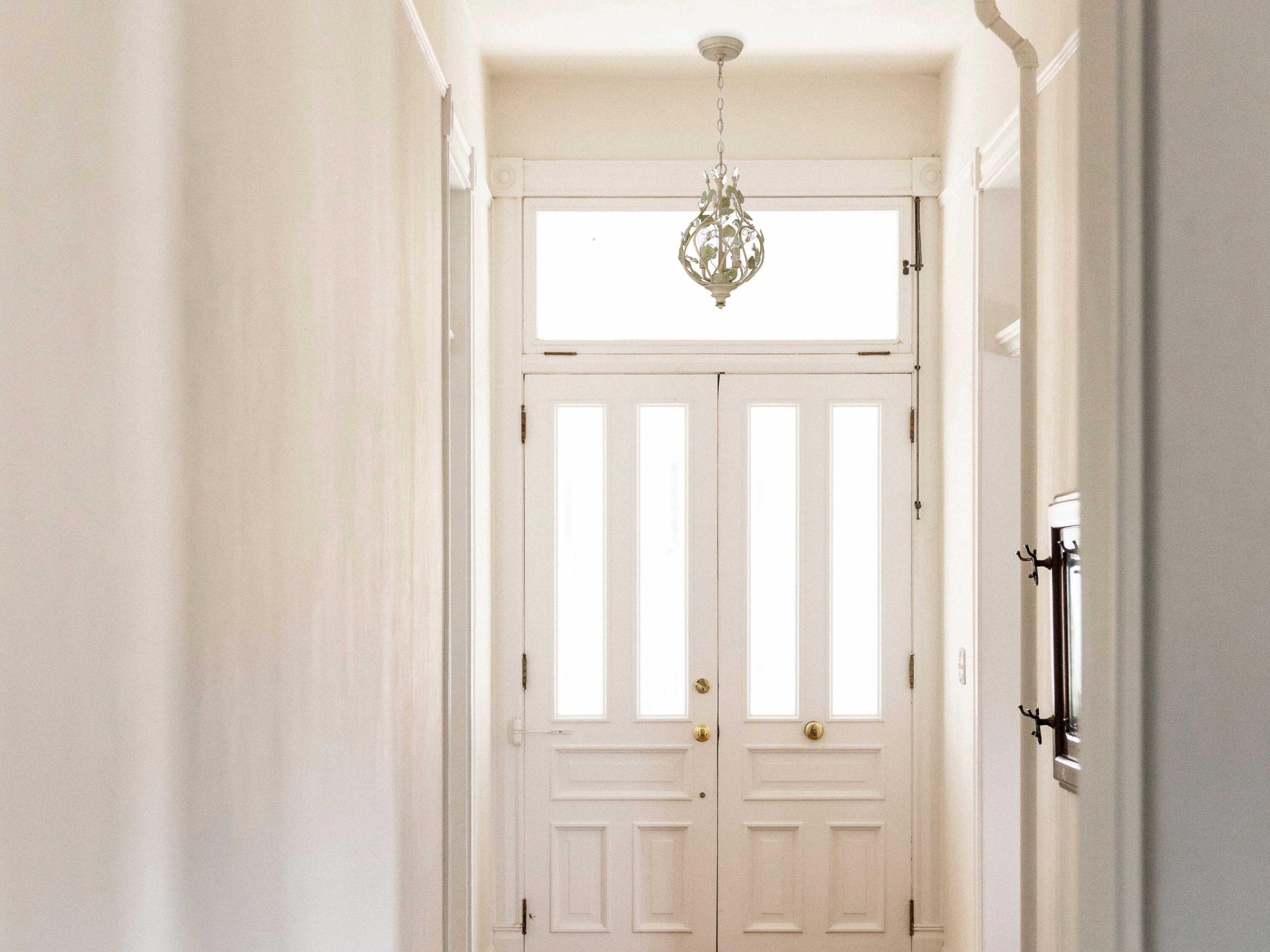 Crystorama Josie 3-Light Champagne Green Tea Candelabra Chandelier