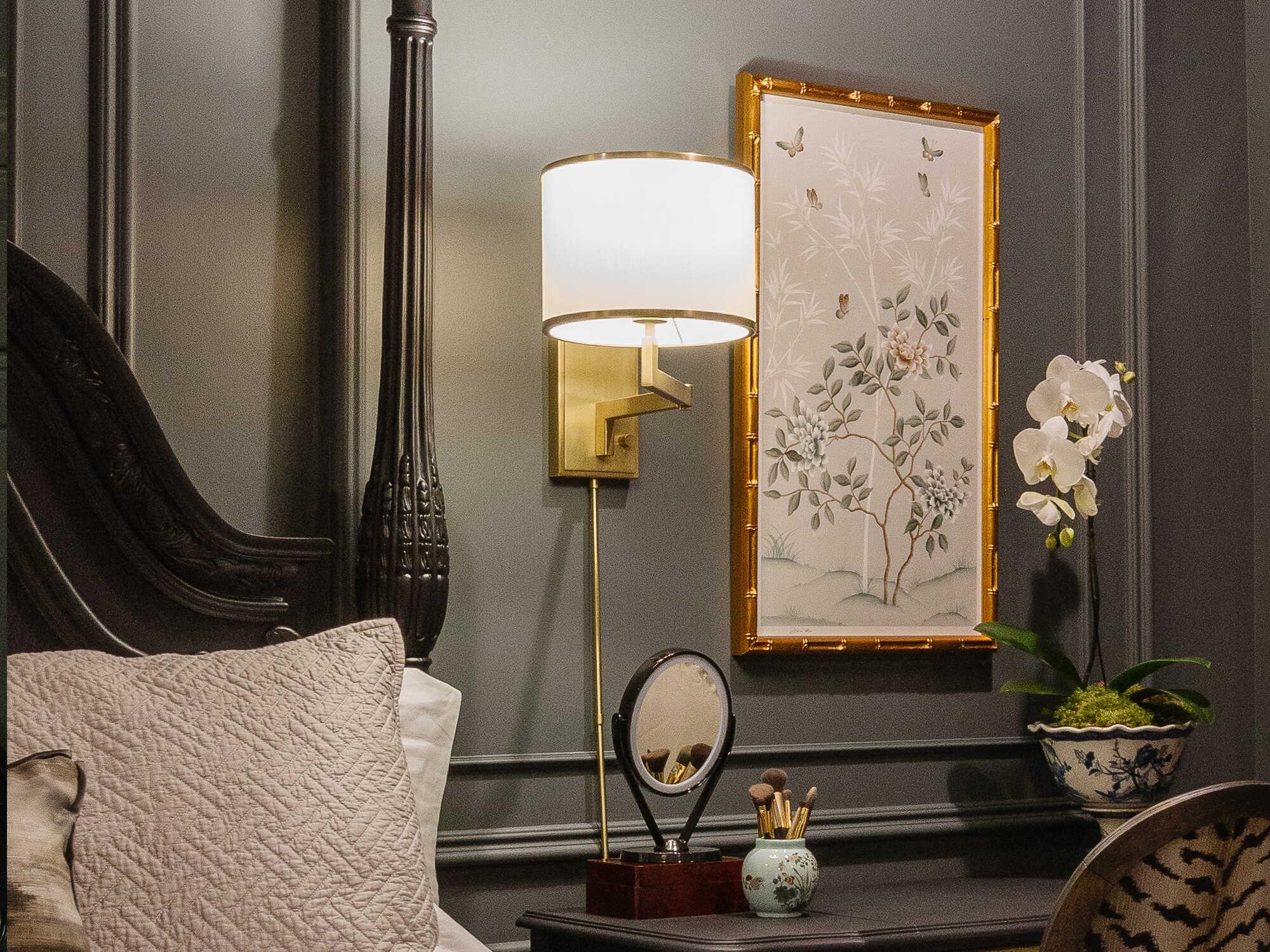 Crystorama Marshall 1 - Light Swing Arm