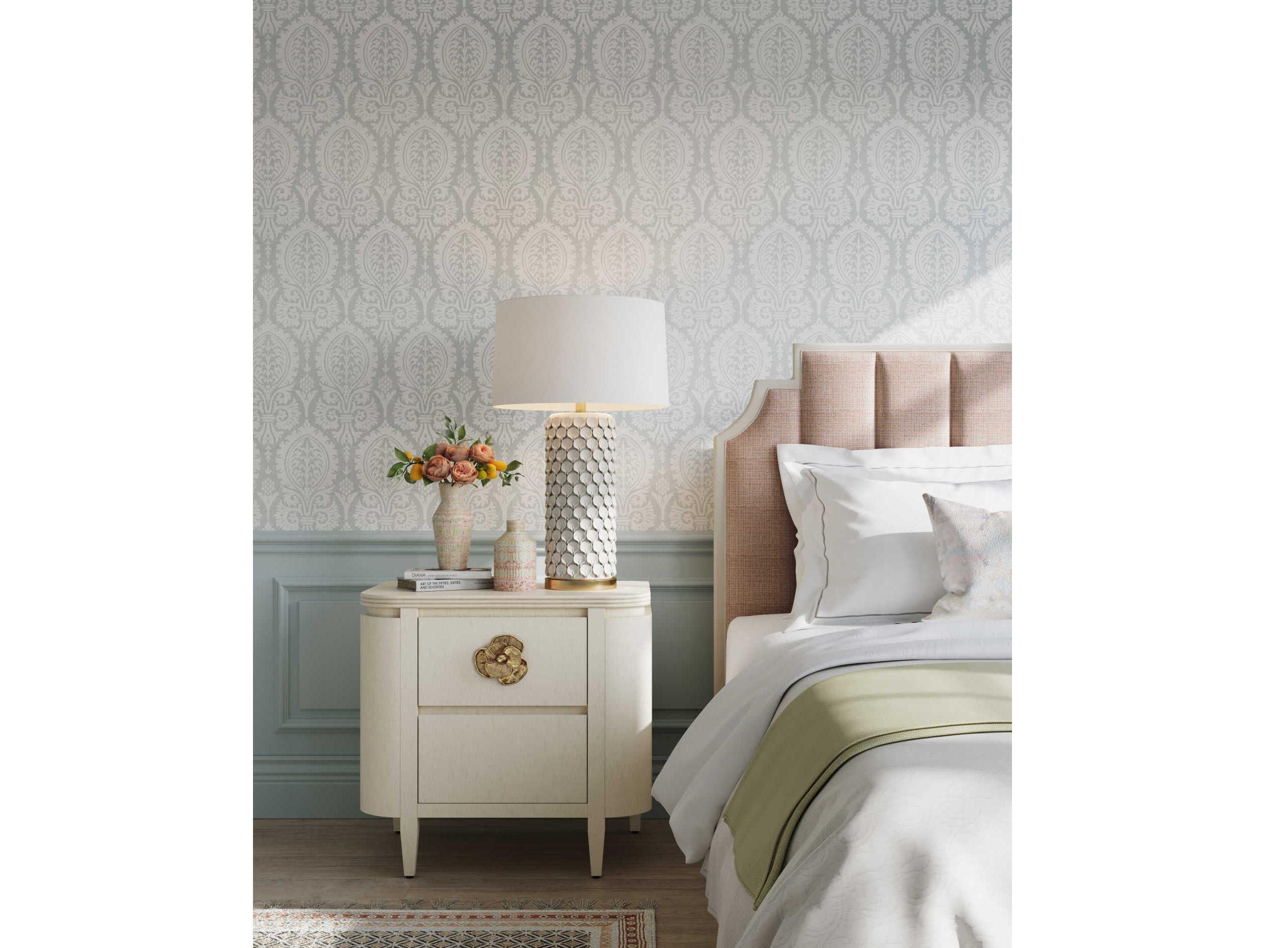 Currey & Company Calla Lily Edison Bulb Buffet/Table Cream Antique Brass Off White Buffet Lamp with Eggshell Shantung Shade