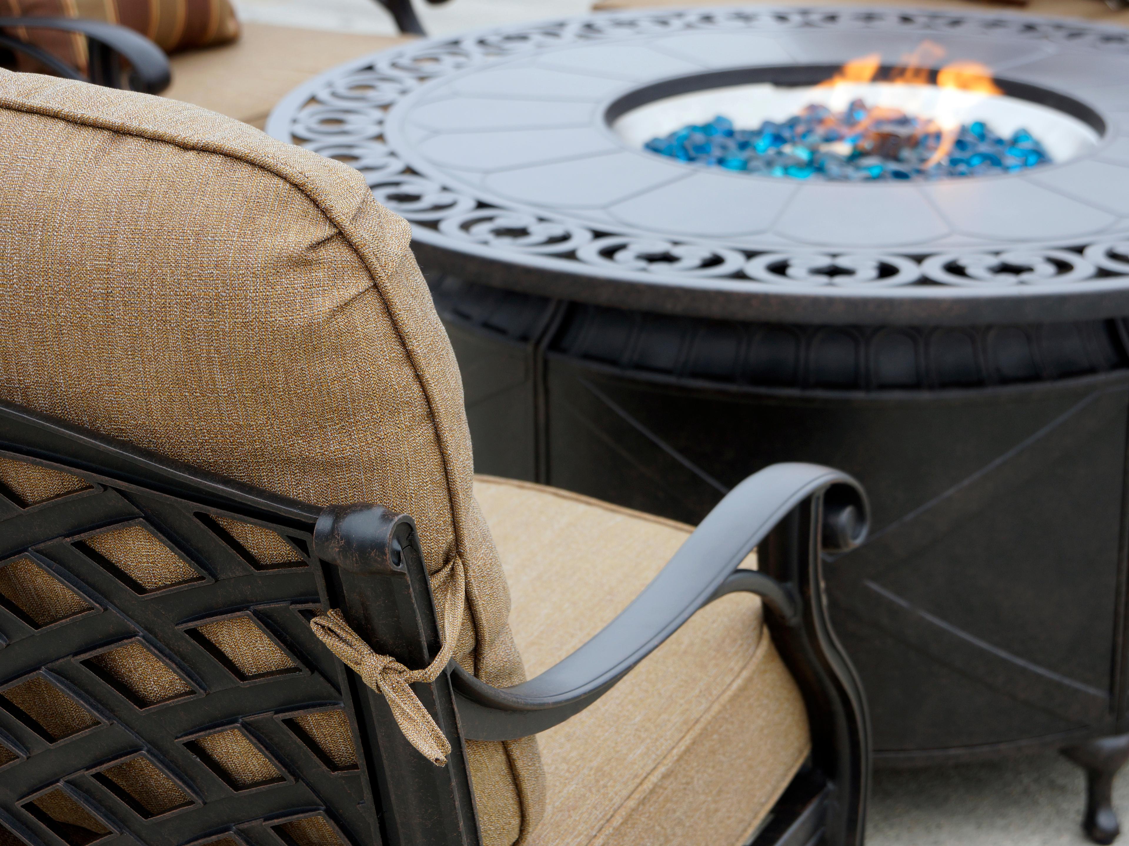 Darlee Outdoor Living Nassau Cast Aluminum Antique Bronze 5 Piece Propane Fire Pit Lounge Set in Sesame Cushions with 47'' Wide Round Fire Pit Chat Table and Fireglass