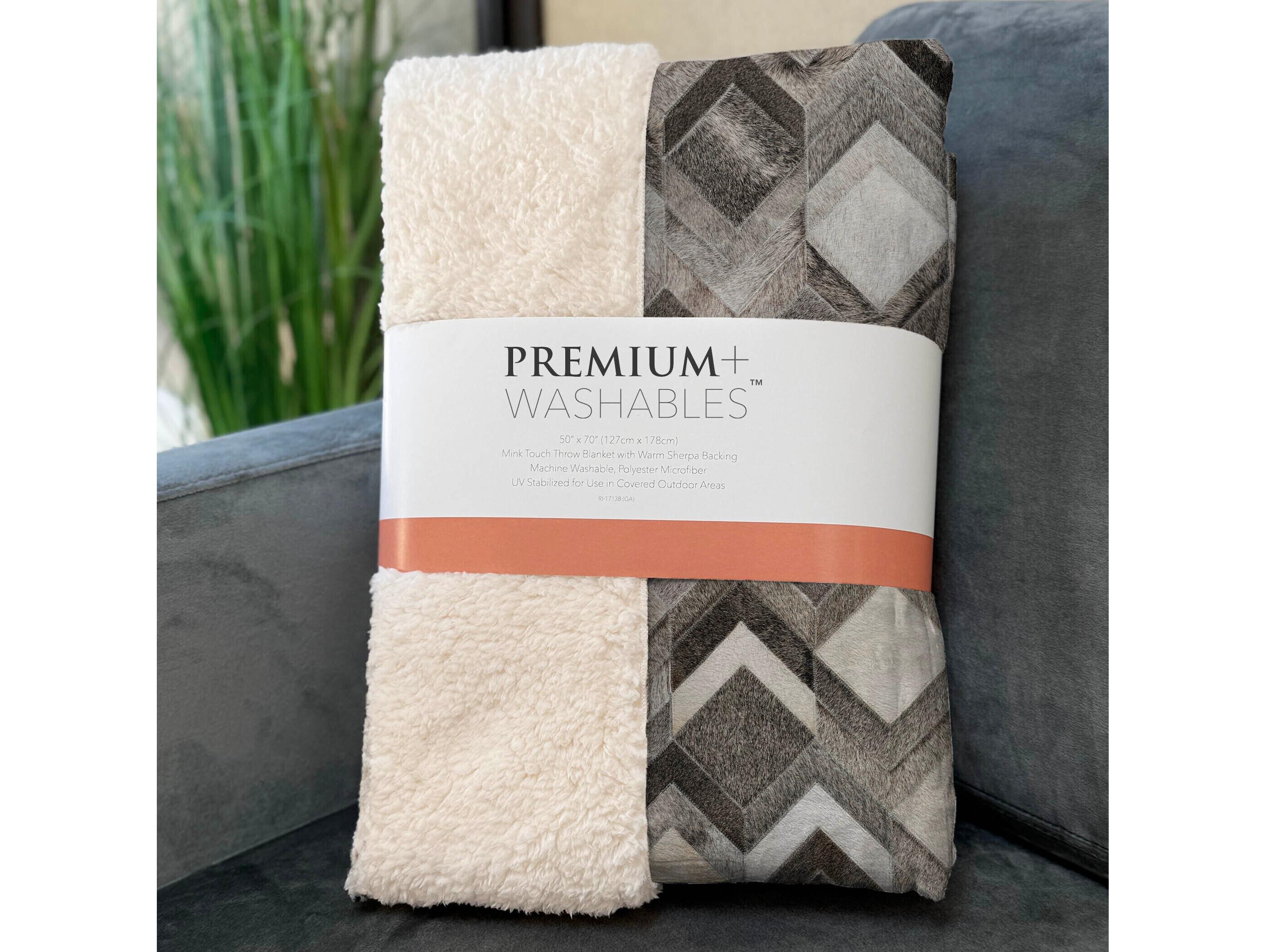 Dalyn Sherpa Gray Polyester Throw