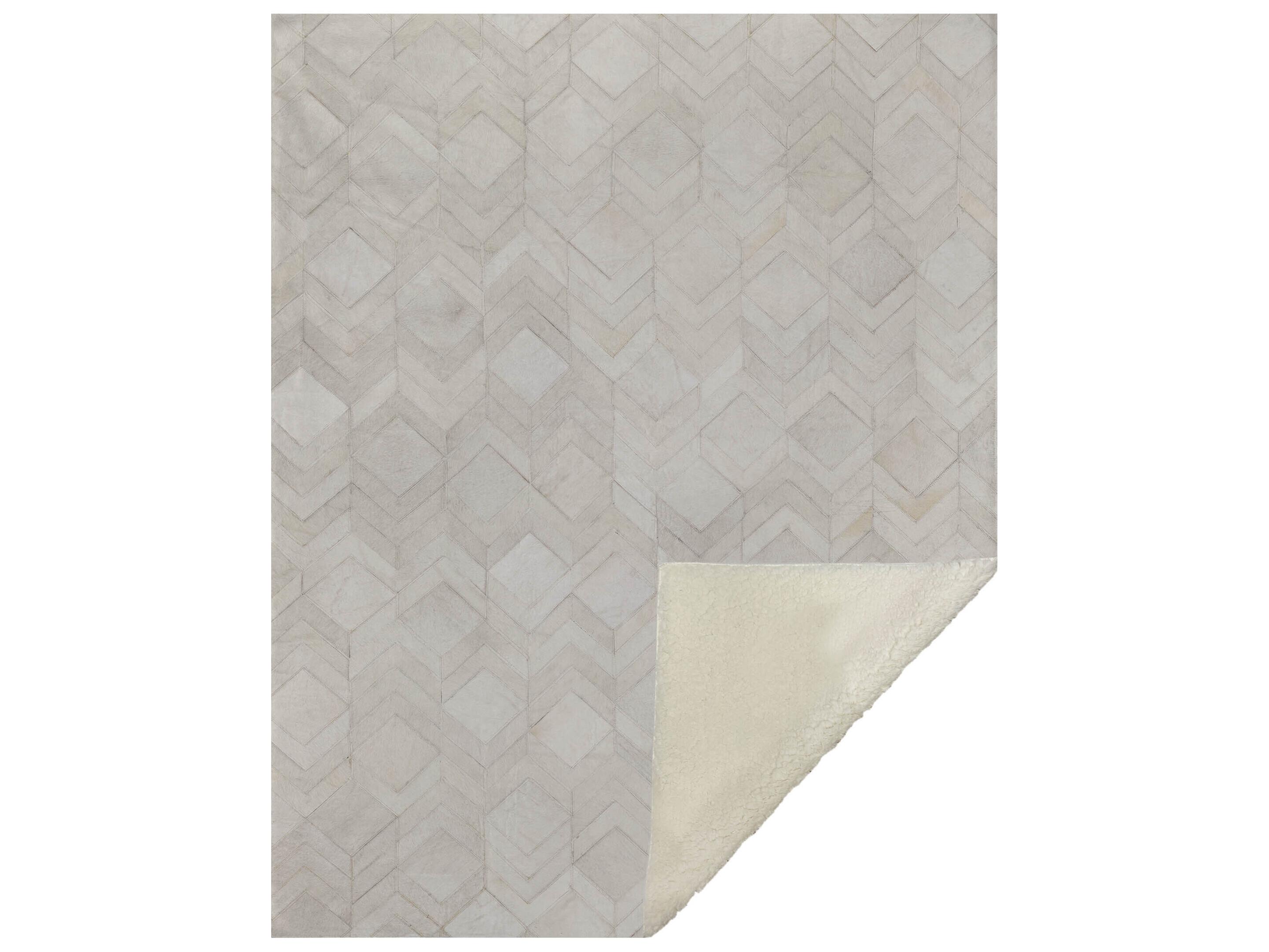 Dalyn Sherpa Ivory Polyester Throw