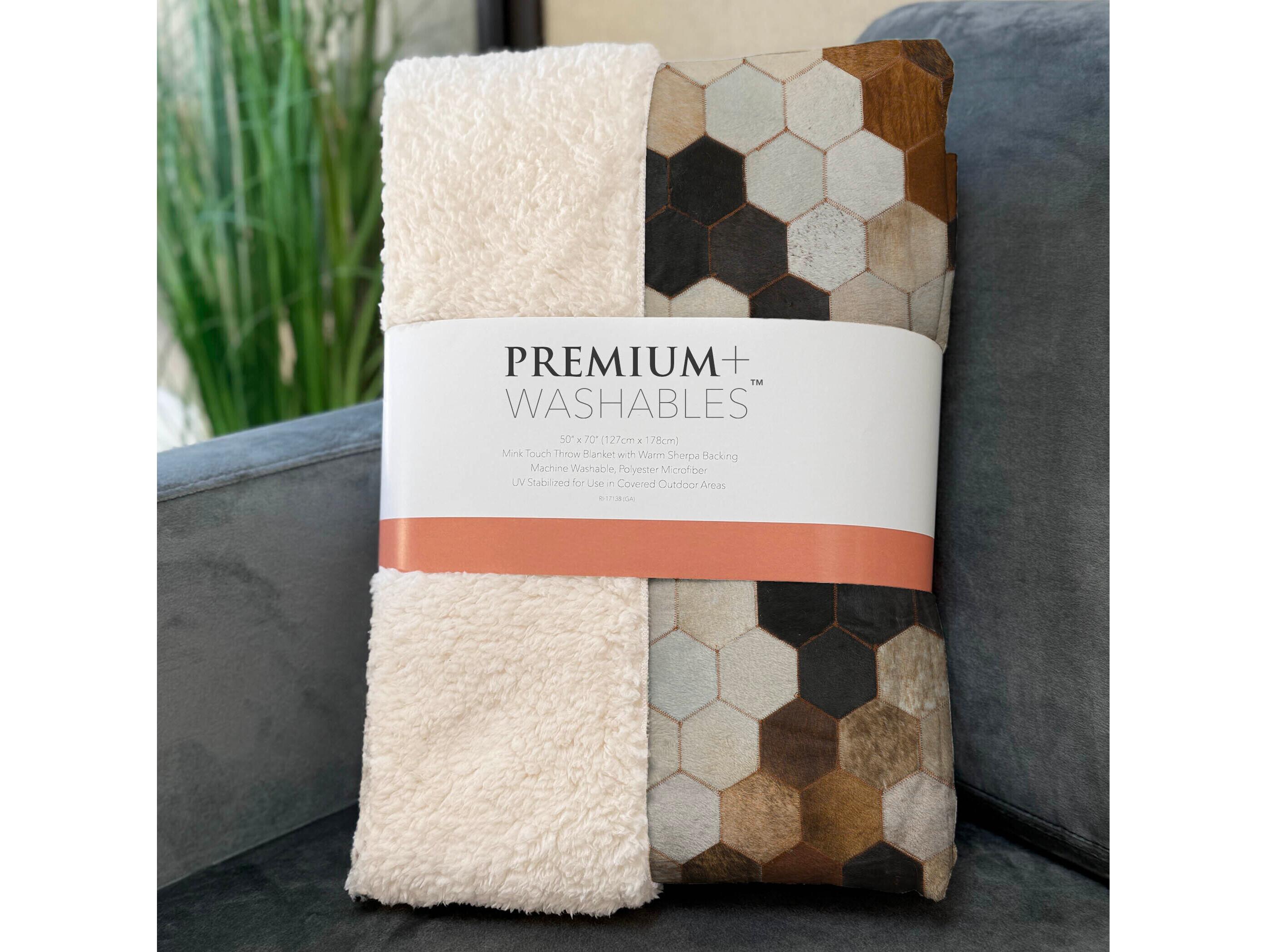 Dalyn Sherpa Paprika Polyester Throw