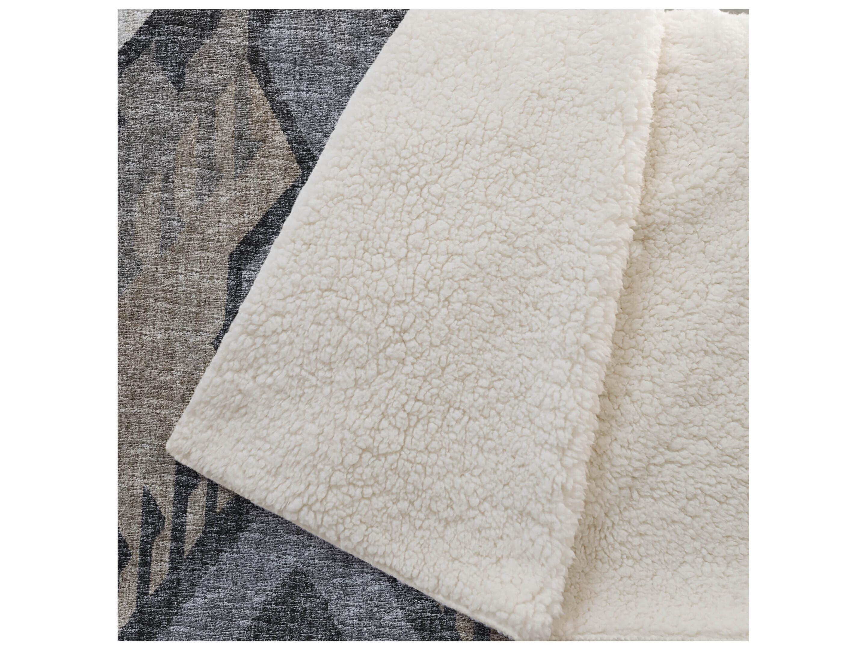 Dalyn Sherpa Brown Polyester Throw