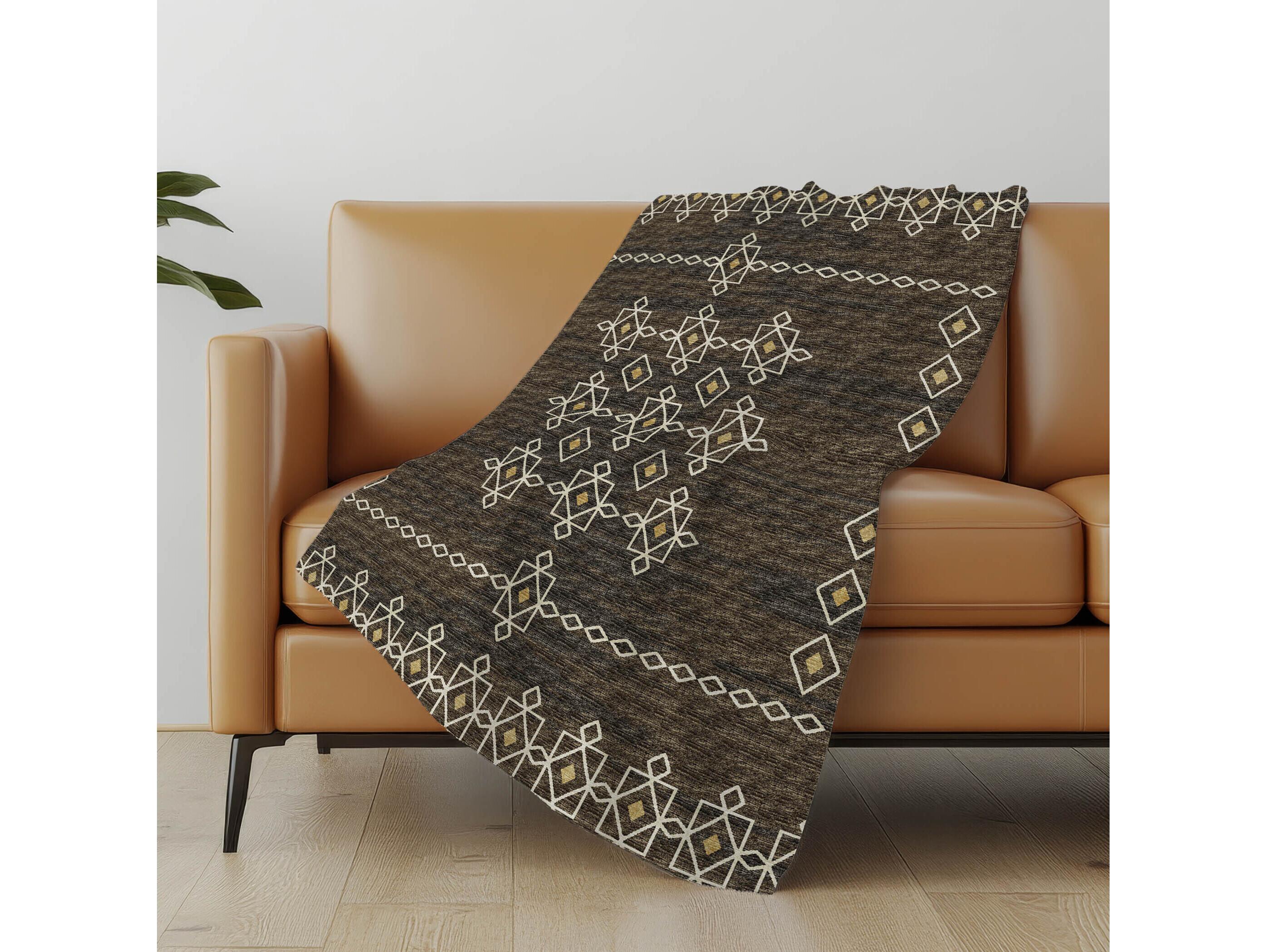 Dalyn Sherpa Brown Polyester Throw