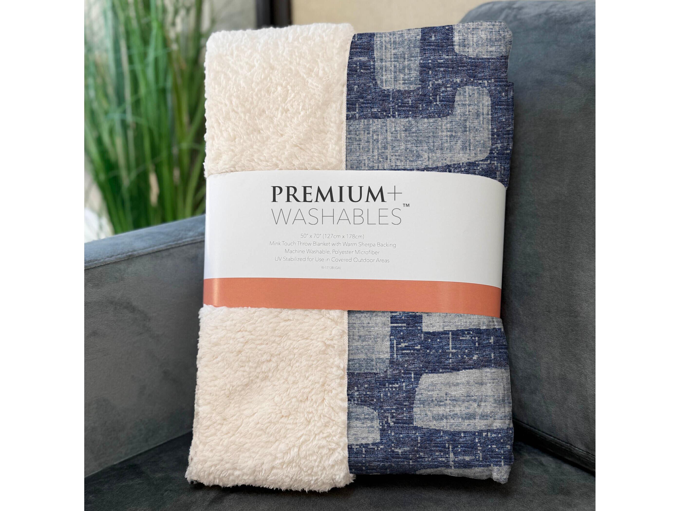 Dalyn Sherpa Blue Polyester Throw
