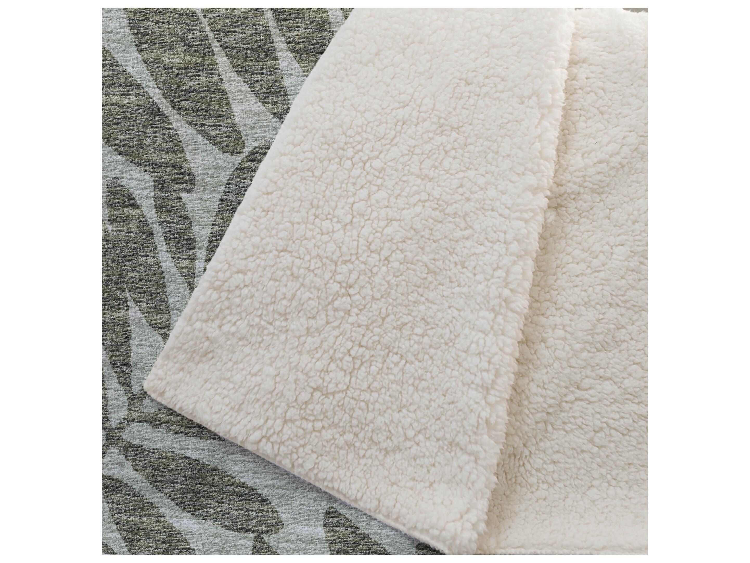 Dalyn Sherpa Green Polyester Throw