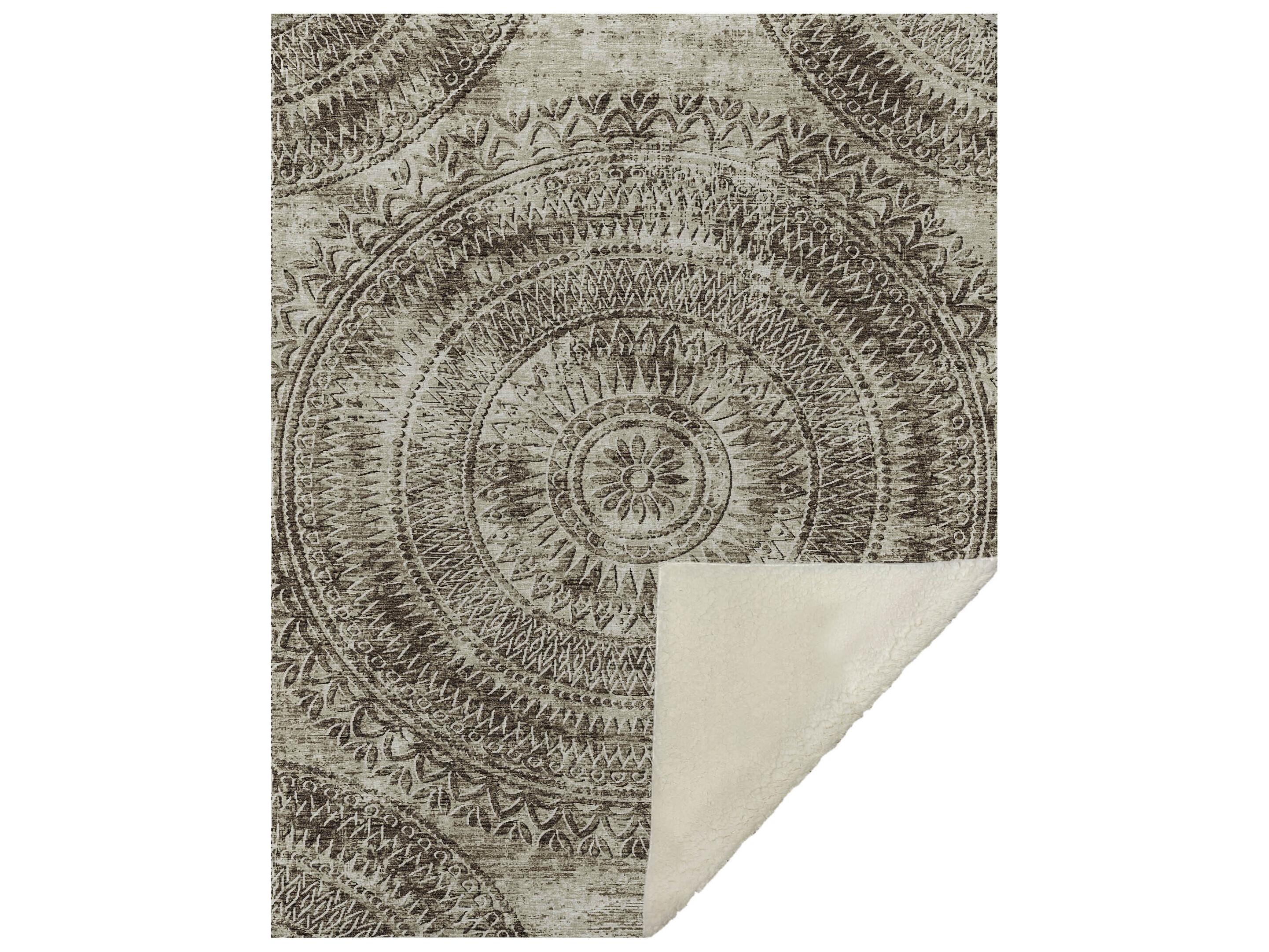 Dalyn Sherpa Brown Polyester Throw