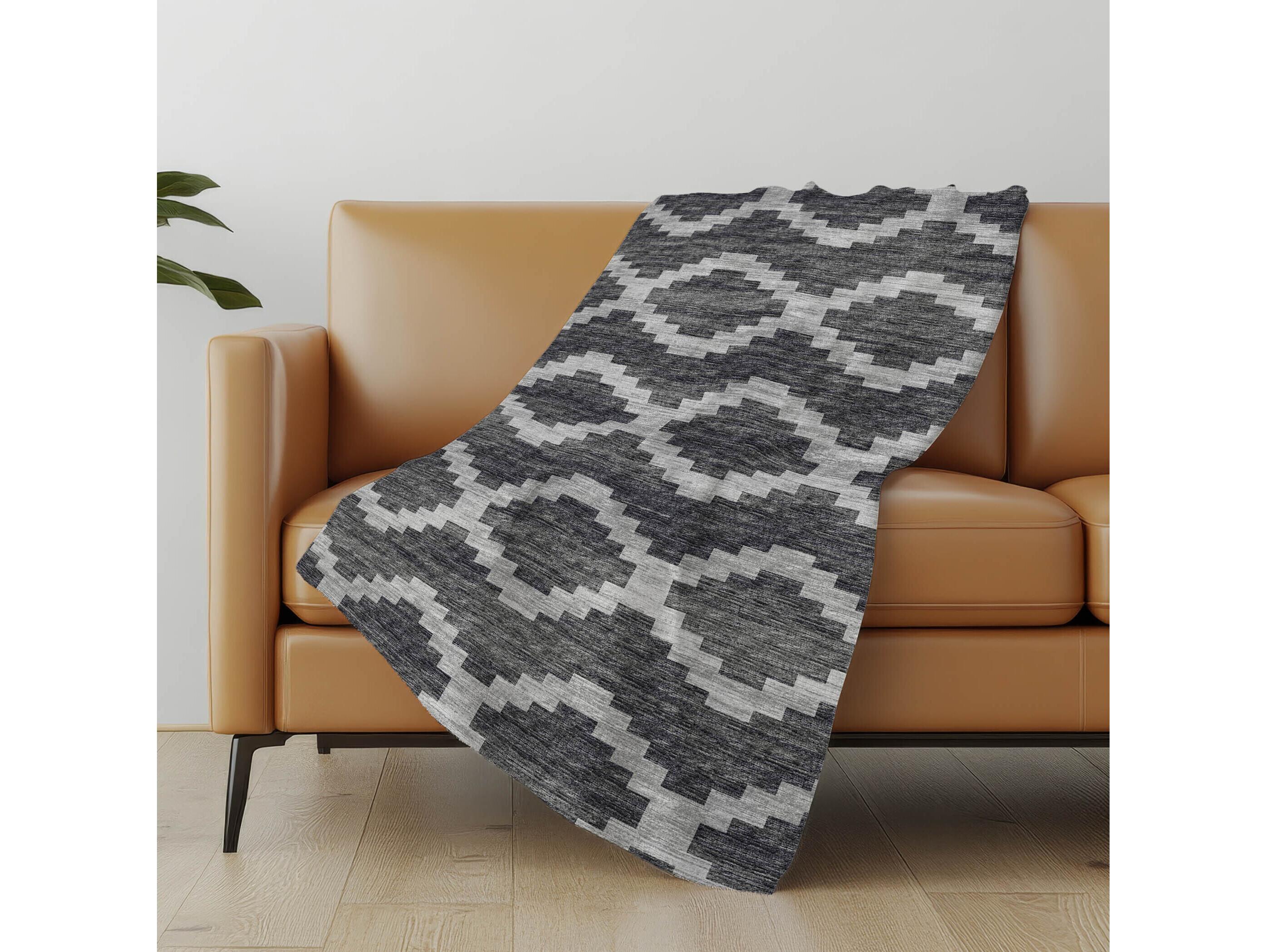 Dalyn Sherpa Gray Polyester Throw