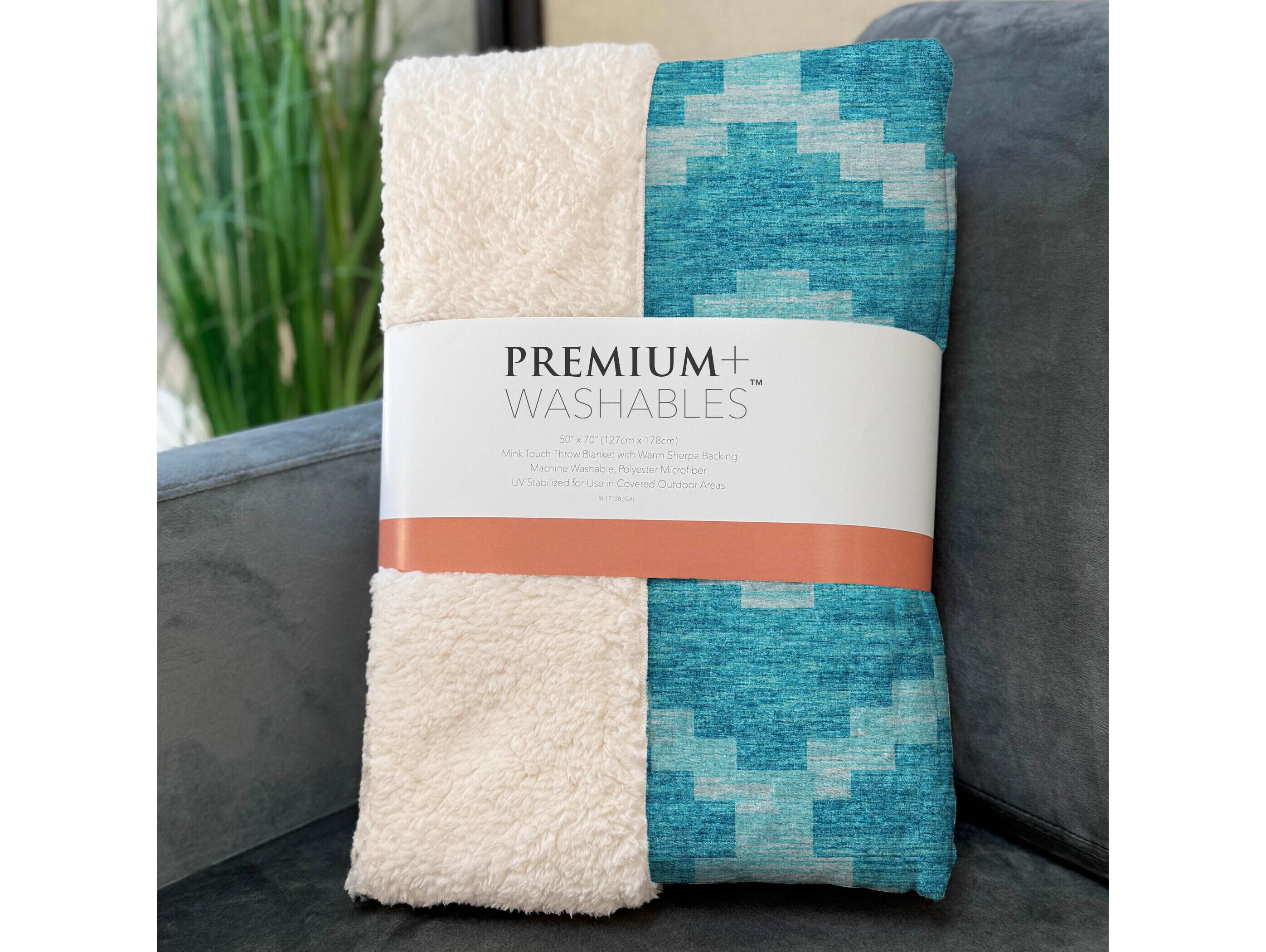 Dalyn Sherpa Blue Polyester Throw