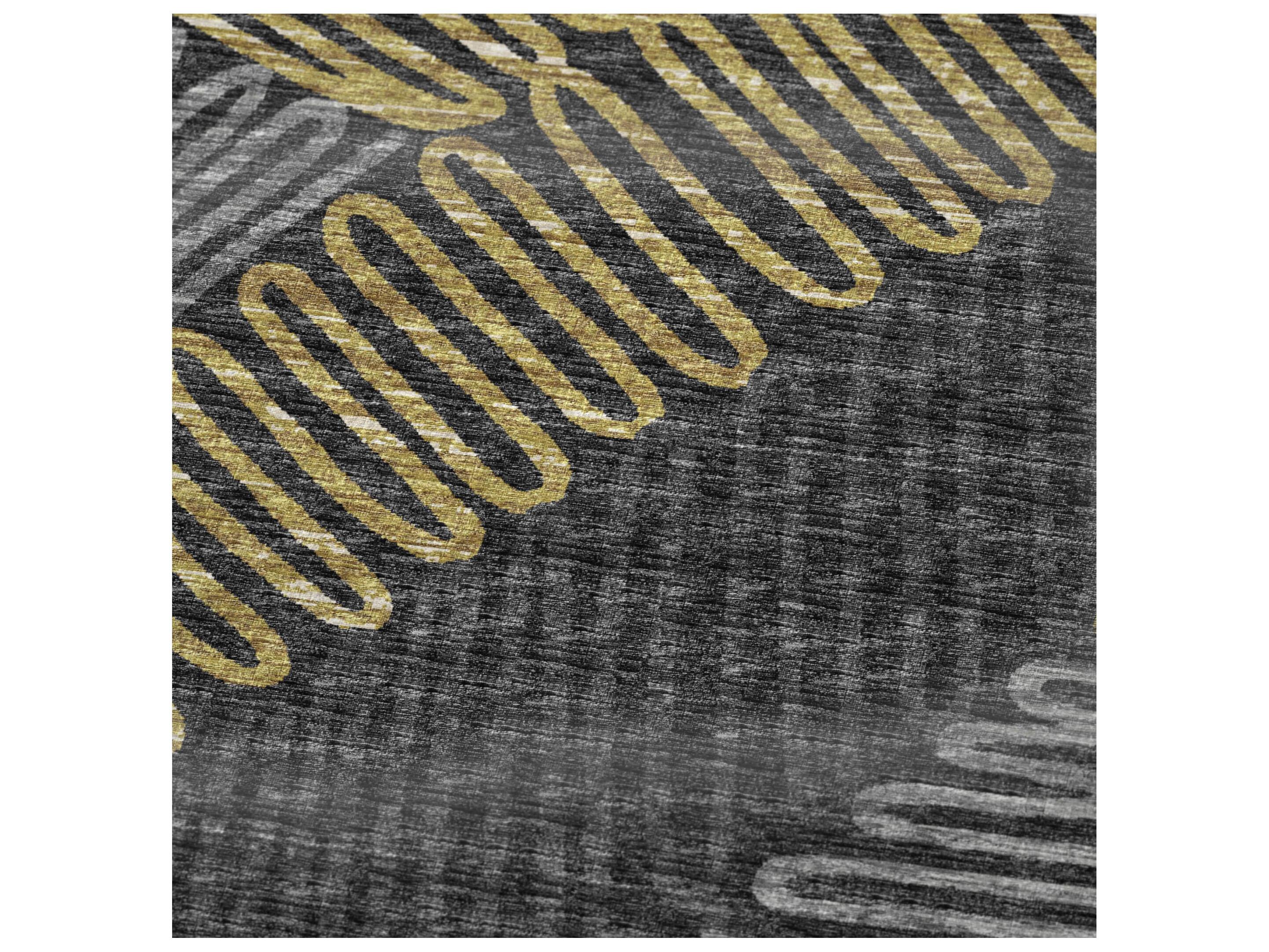 Dalyn Sherpa Gray Polyester Throw