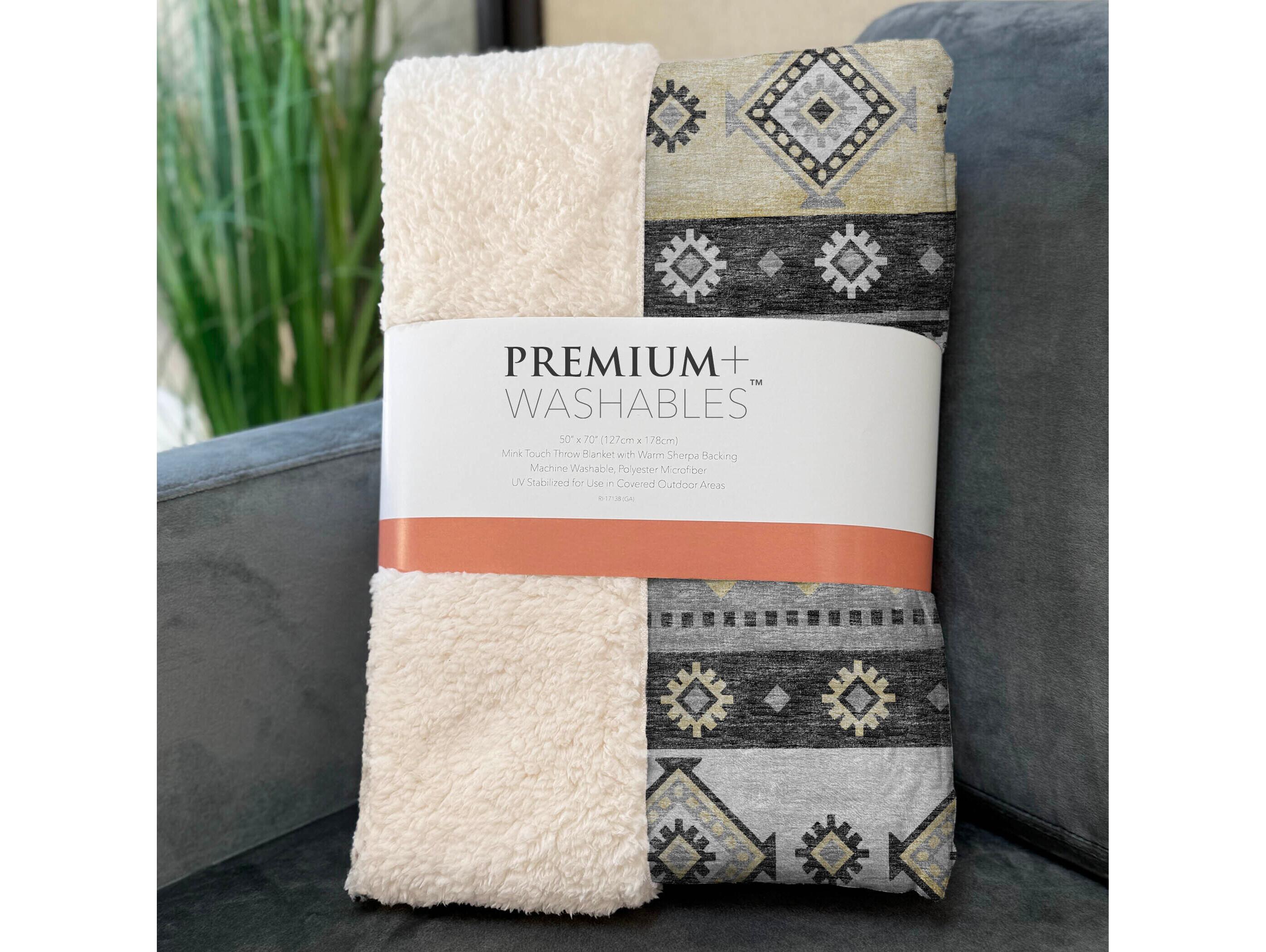 Dalyn Sherpa Gray Polyester Throw