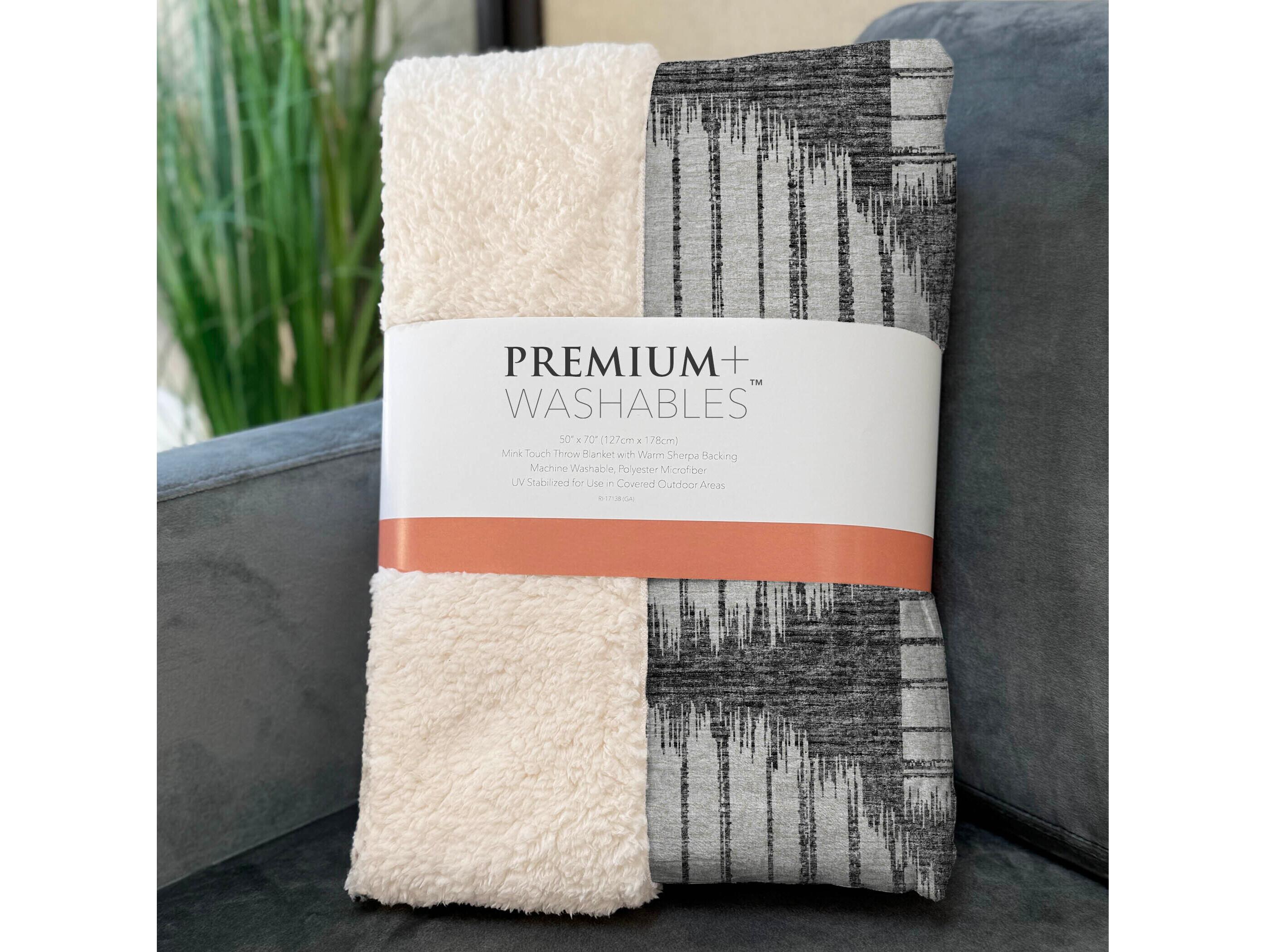 Dalyn Sherpa Gray Polyester Throw
