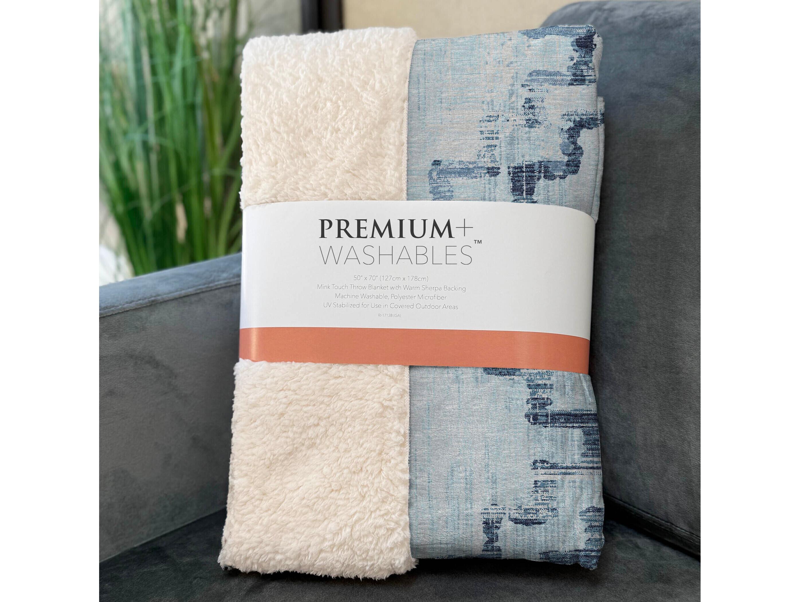 Dalyn Sherpa Blue Polyester Throw