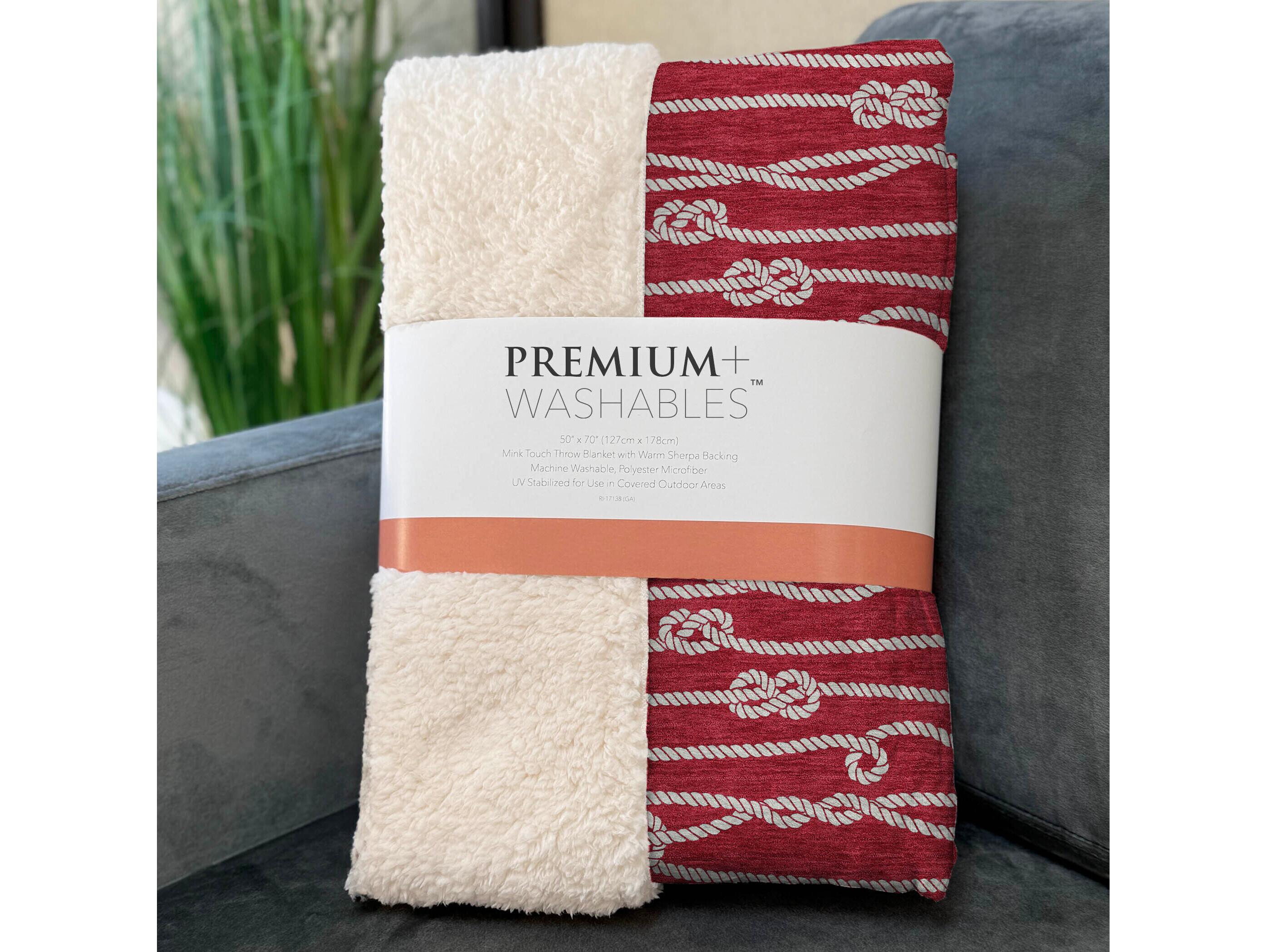 Dalyn Sherpa Red Polyester Throw