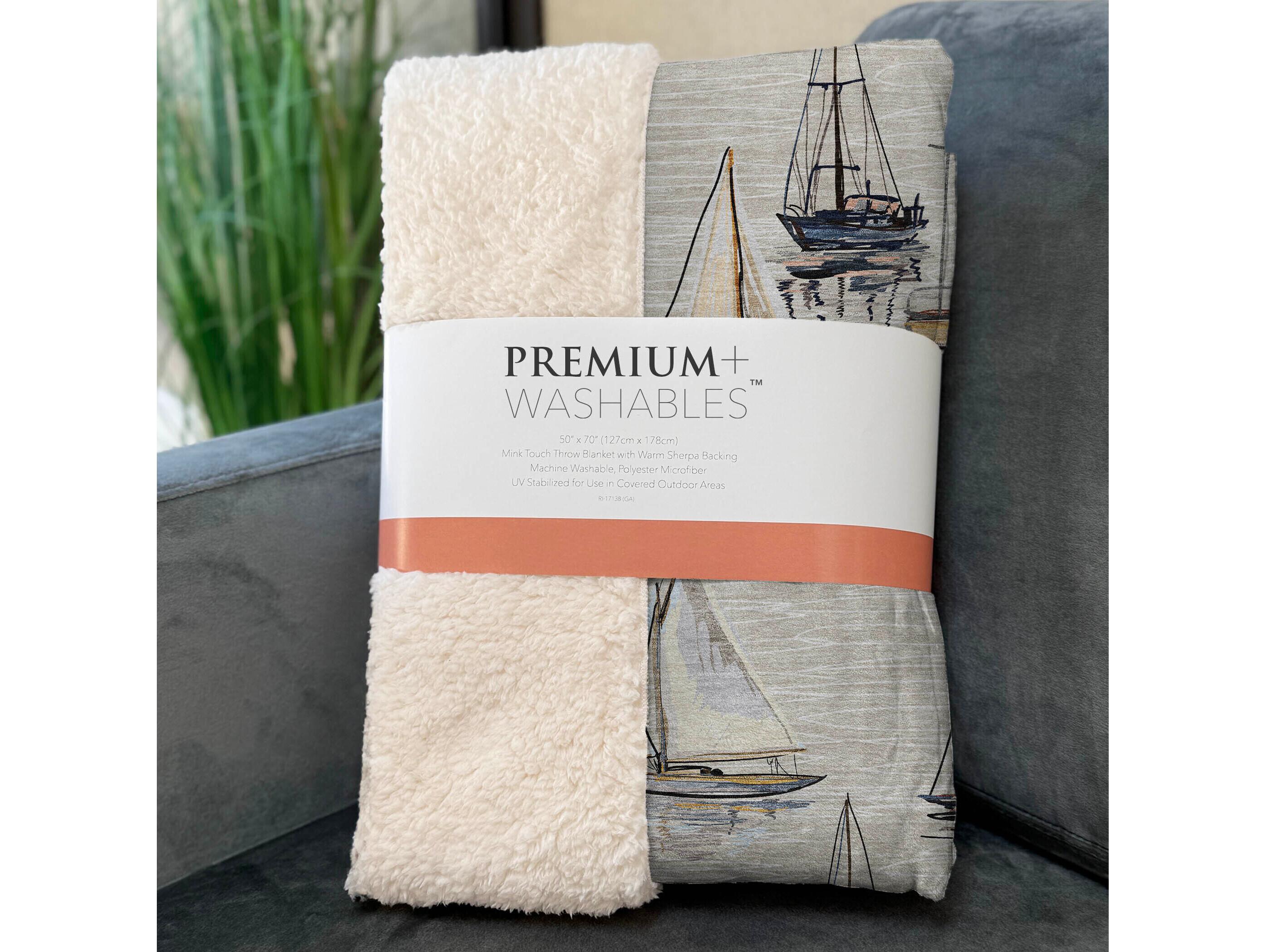 Dalyn Sherpa Ivory Polyester Throw