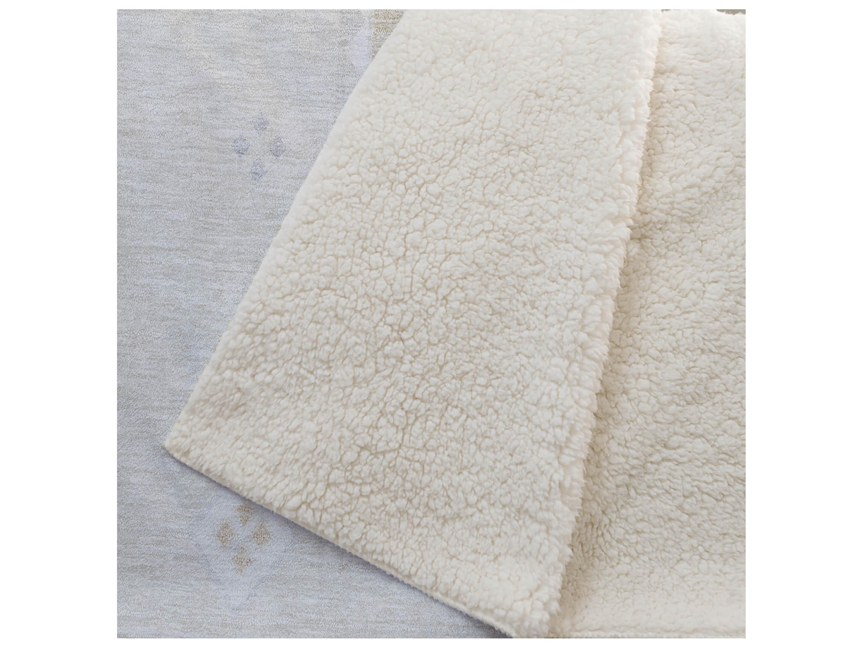 Dalyn Sherpa Ivory Polyester Throw
