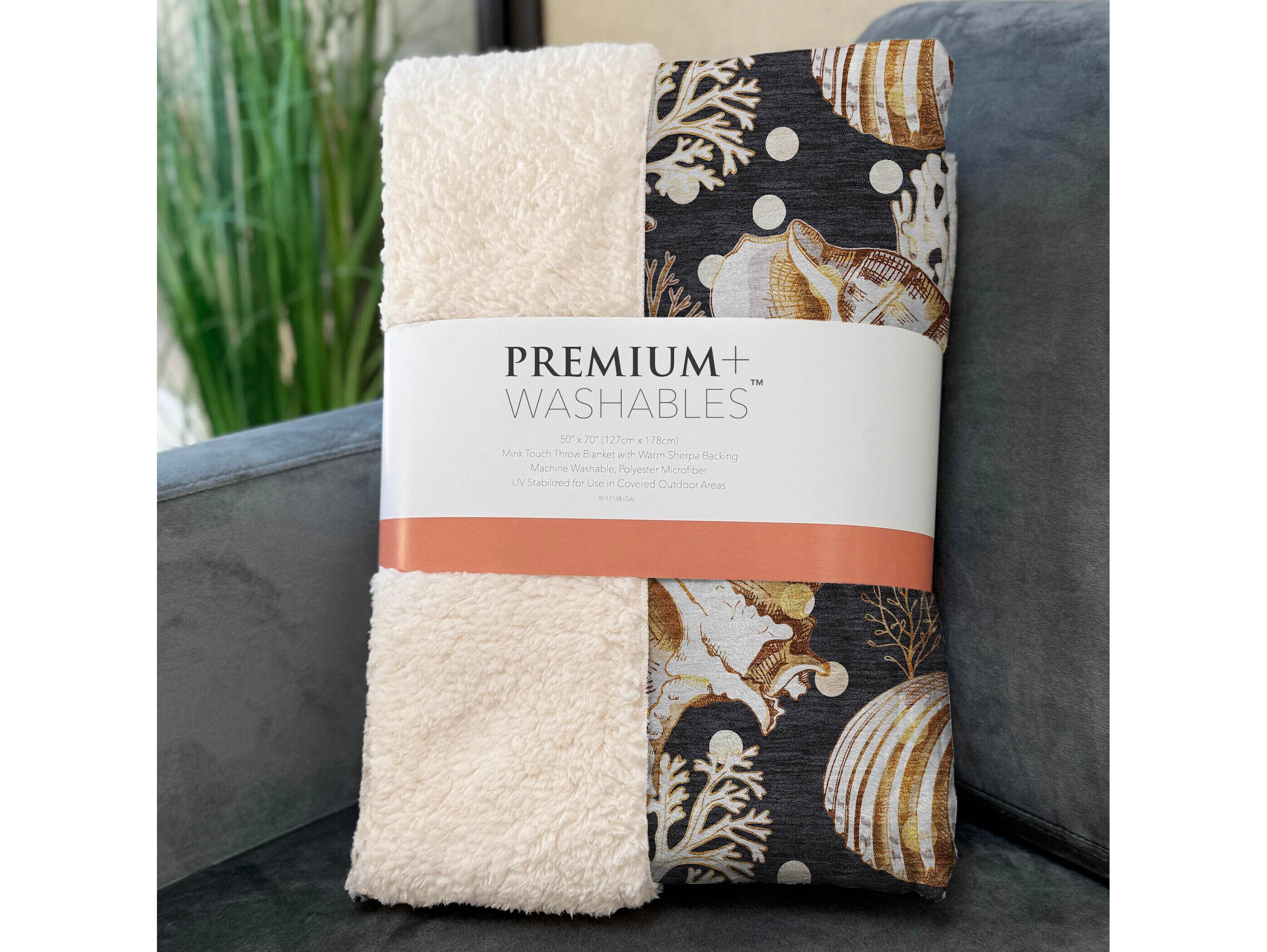 Dalyn Sherpa Black Polyester Throw