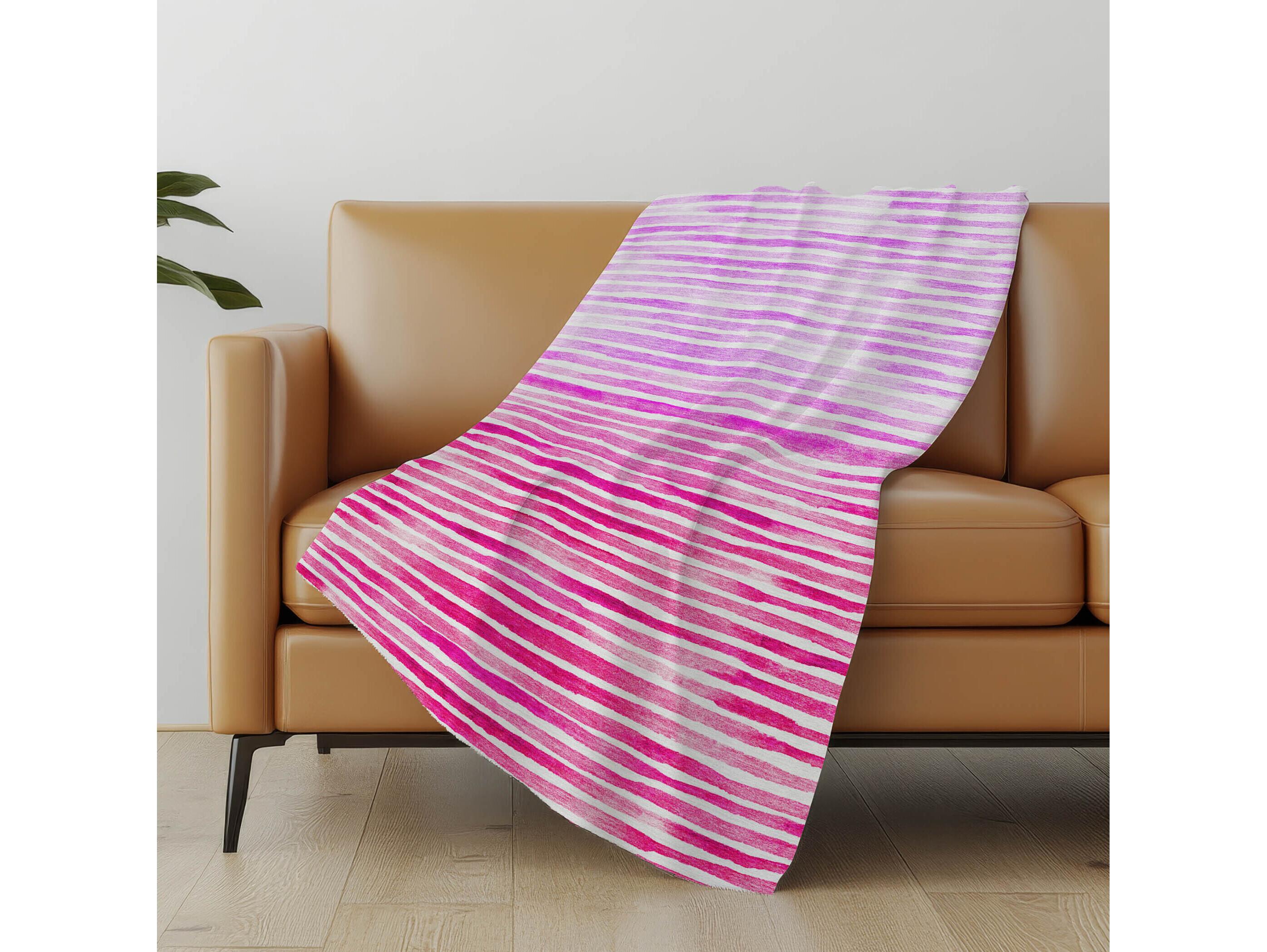 Dalyn Sherpa Pink Polyester Throw