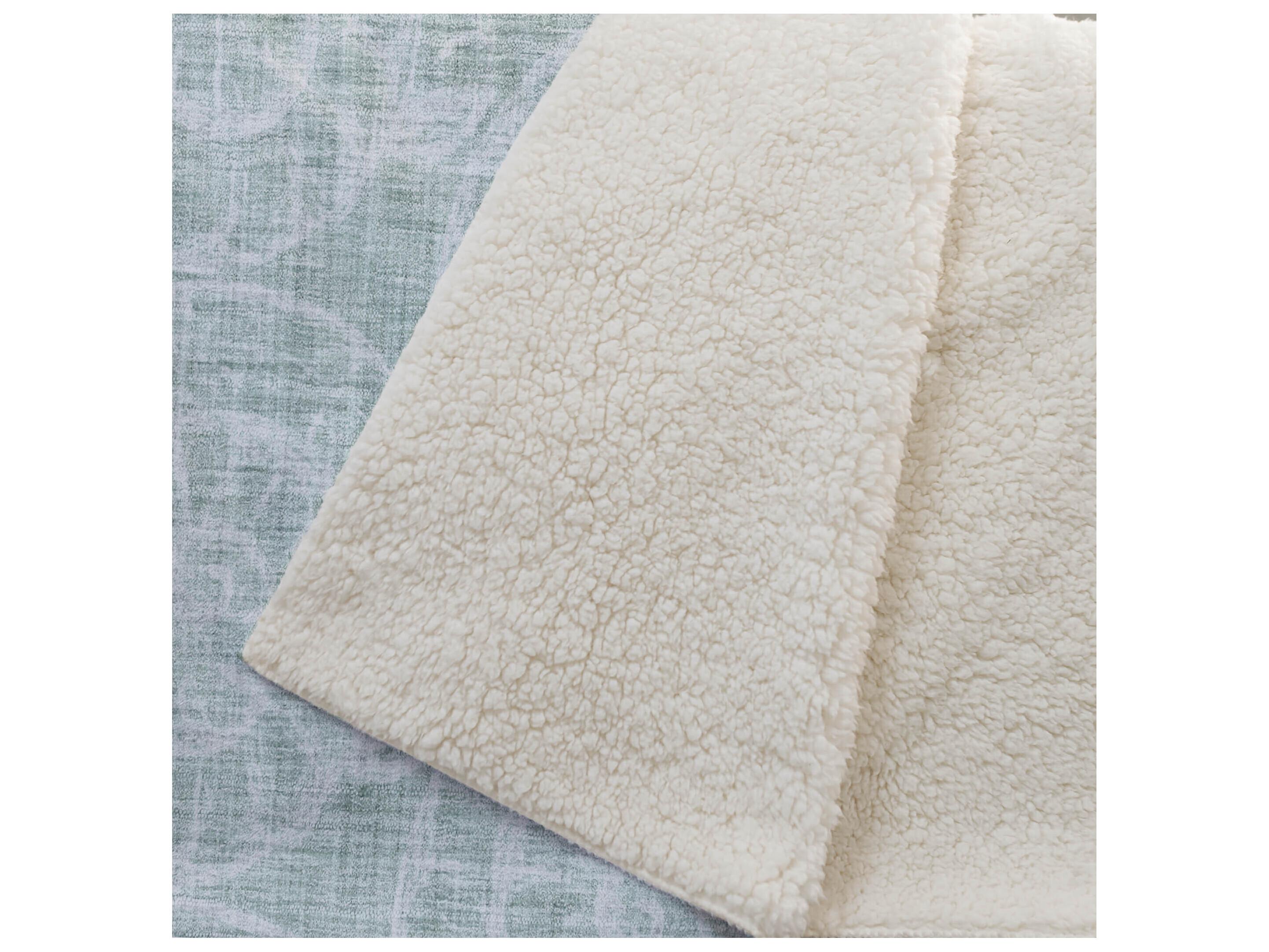 Dalyn Sherpa Green Polyester Throw