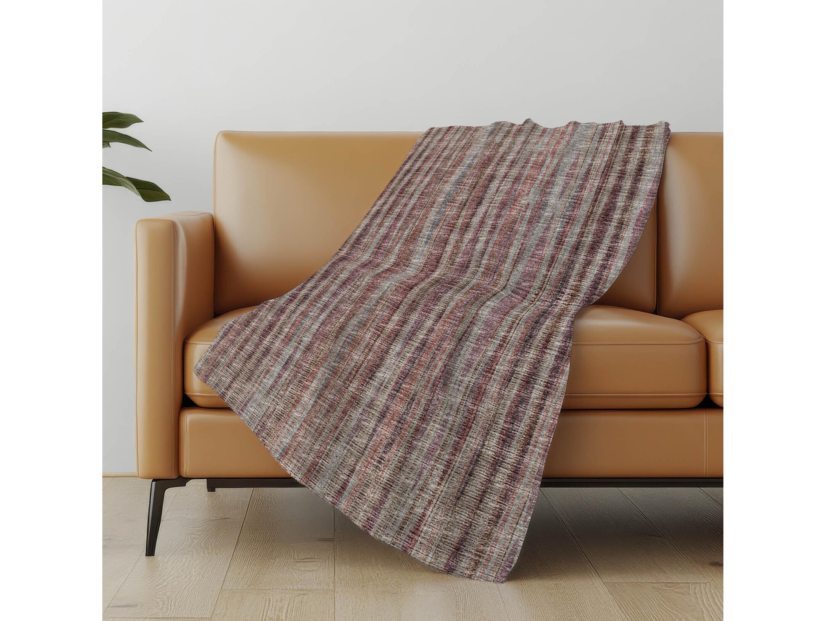 Dalyn Sherpa Pink Polyester Throw