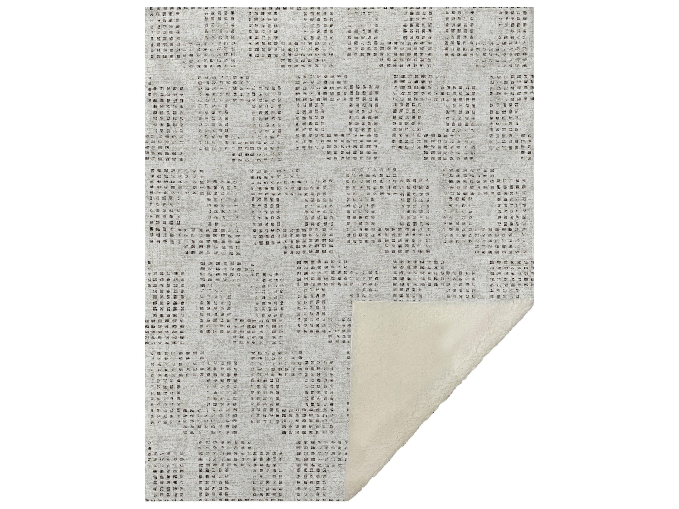 Dalyn Sherpa Ivory Polyester Throw