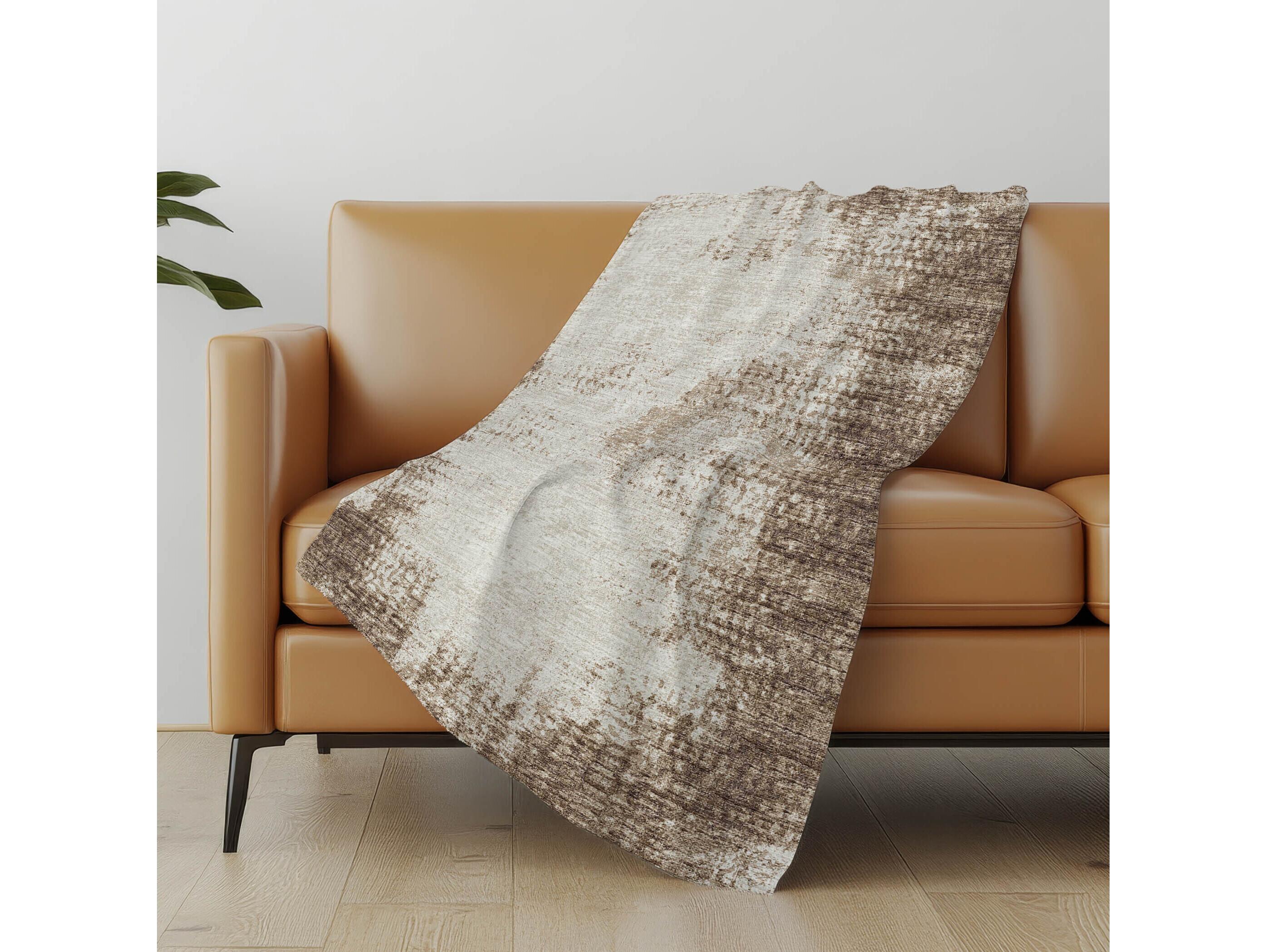 Dalyn Sherpa Chocolate  Polyester Throw