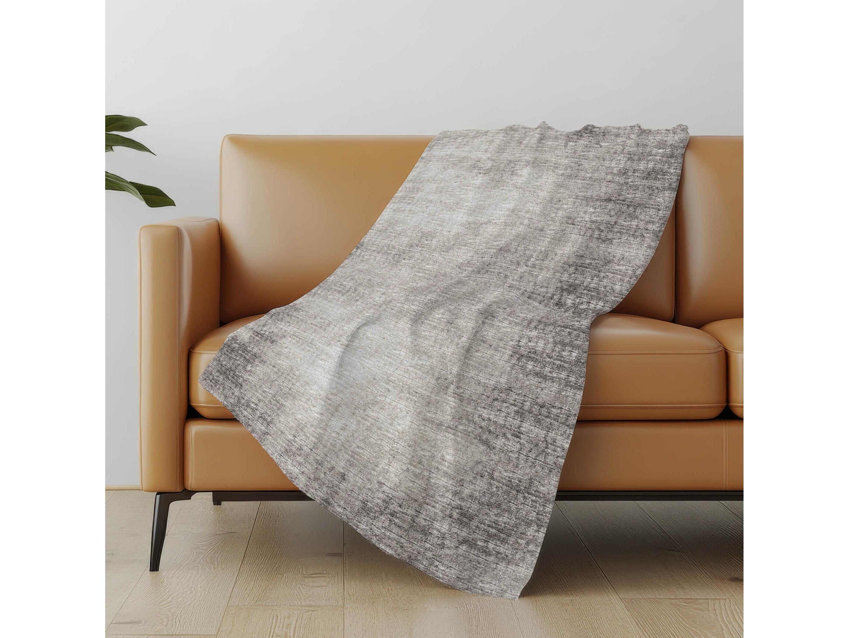 Dalyn Sherpa Taupe Polyester Throw