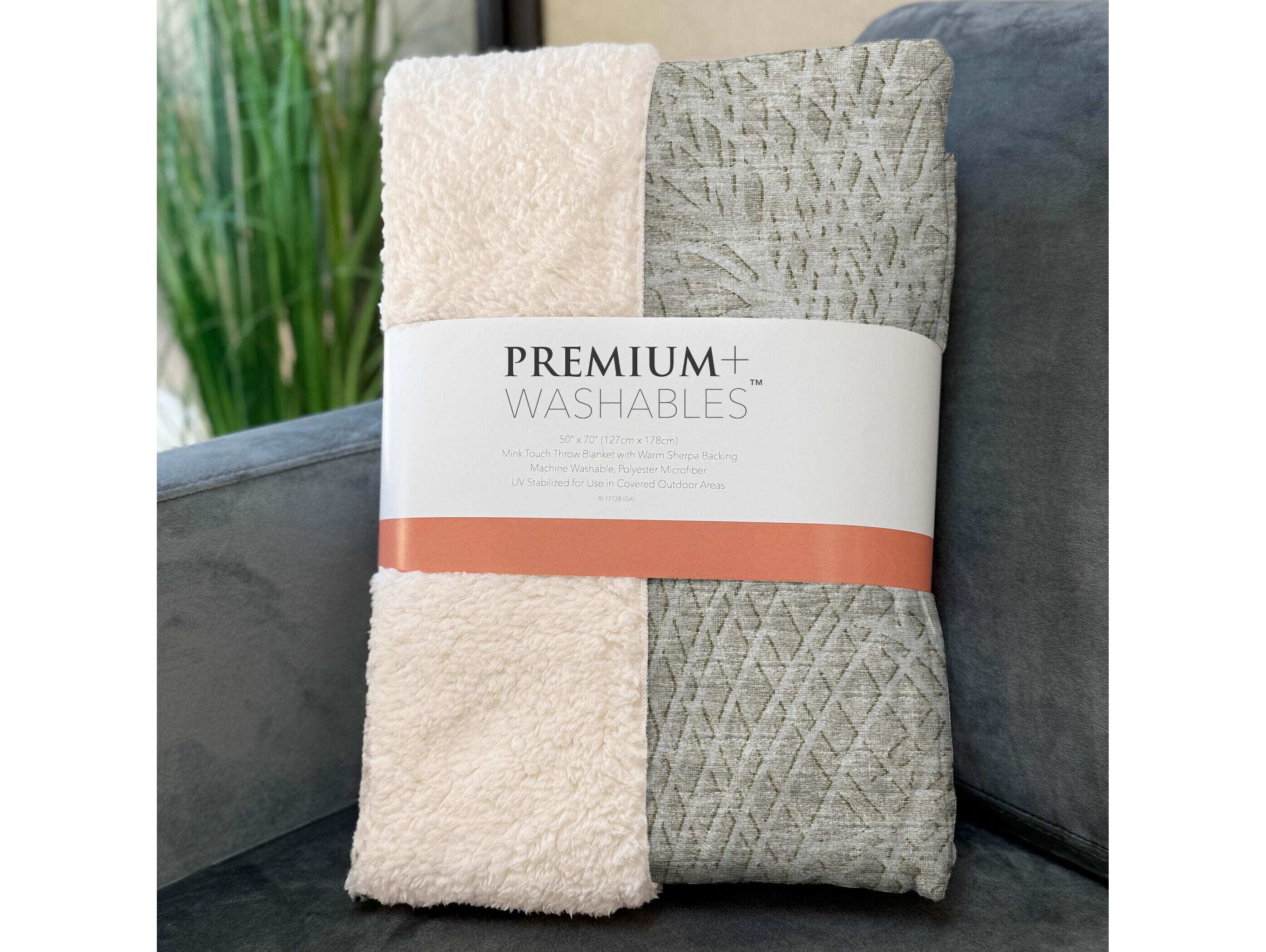 Dalyn Sherpa Taupe Polyester Throw
