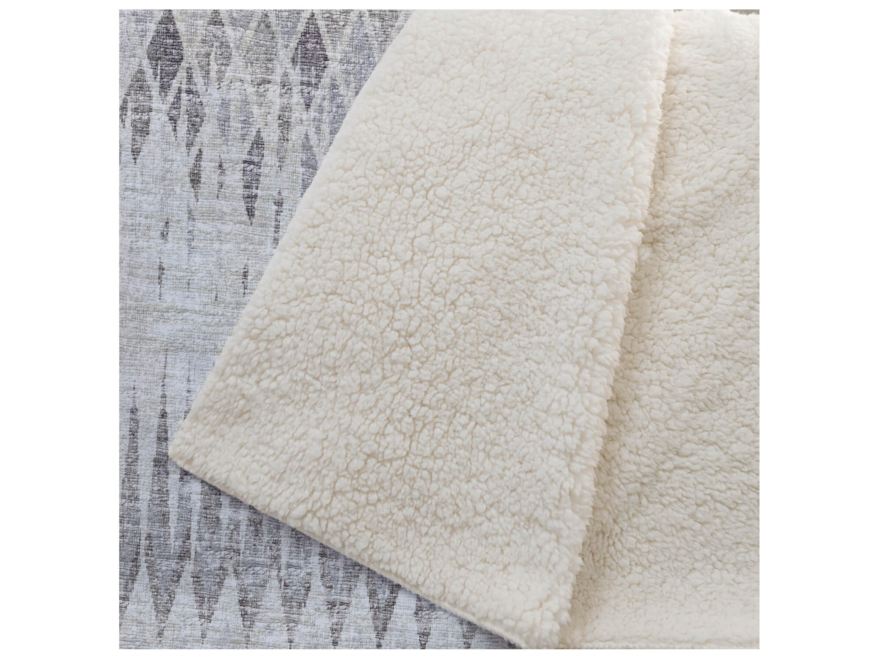 Dalyn Sherpa Ivory Polyester Throw