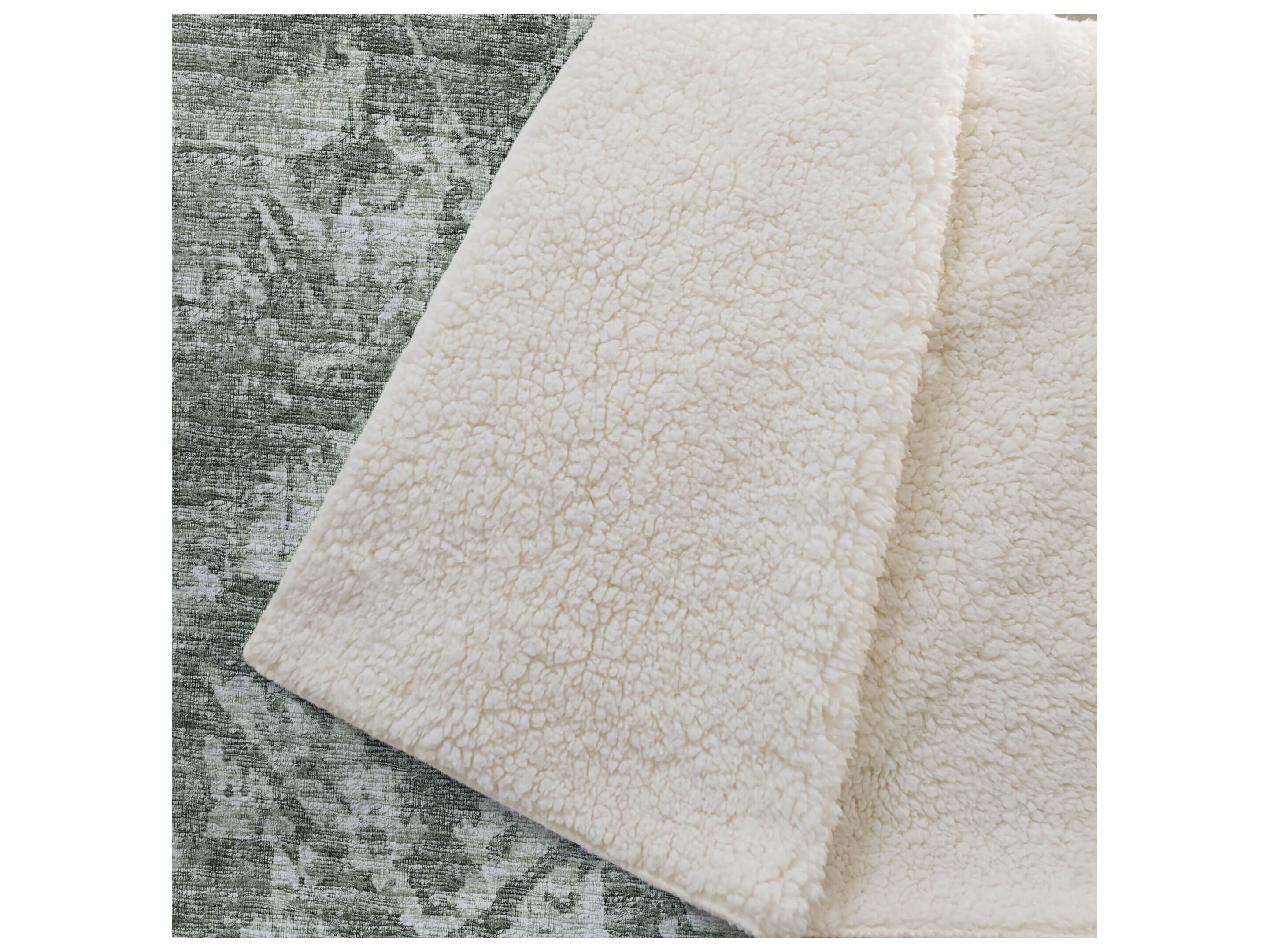 Dalyn Sherpa Green Polyester Throw