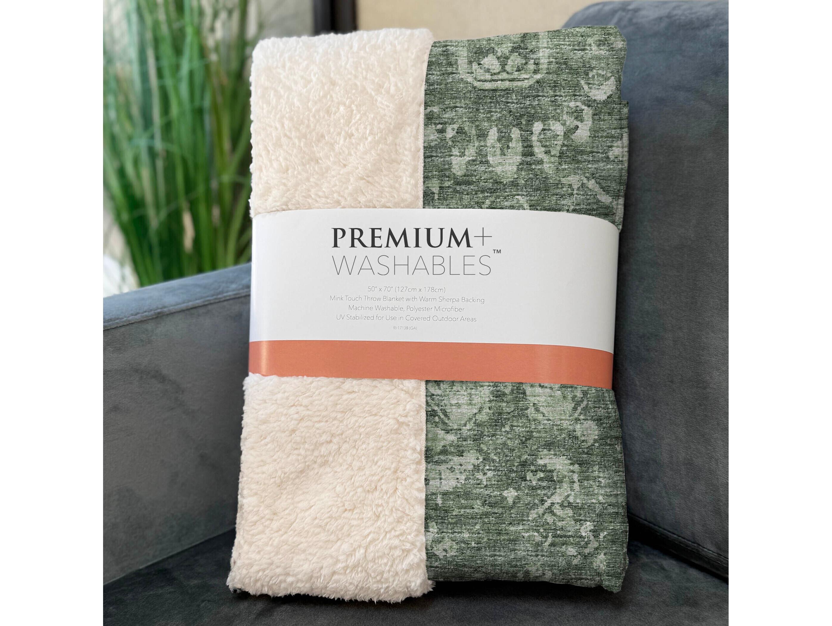 Dalyn Sherpa Green Polyester Throw