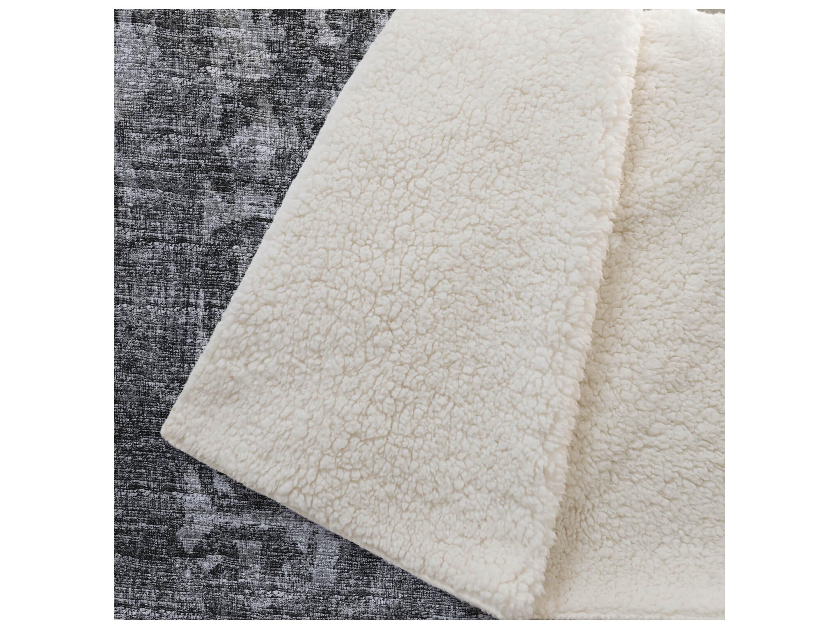 Dalyn Sherpa Black Polyester Throw