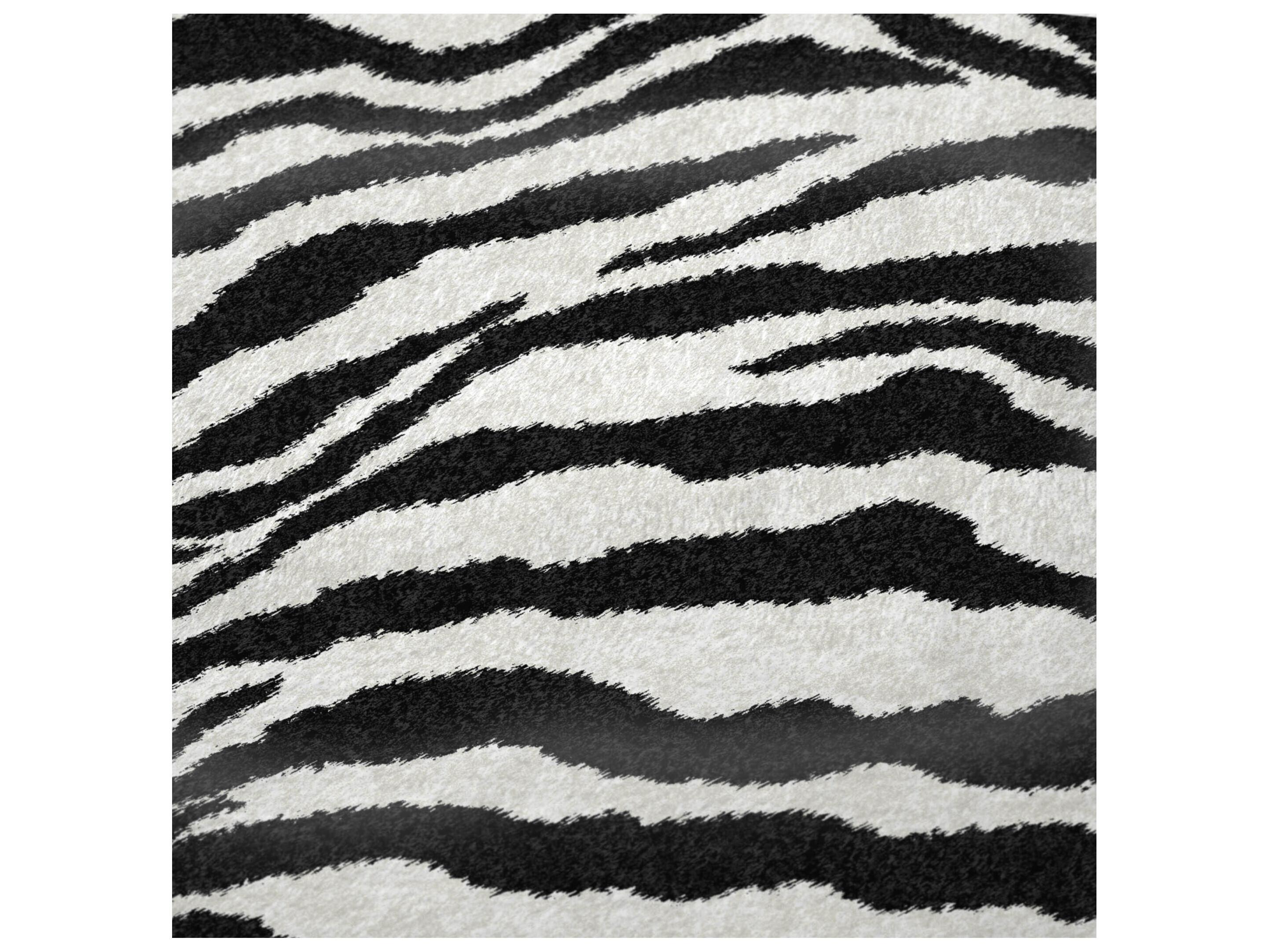 Dalyn Sherpa Gray Polyester Throw